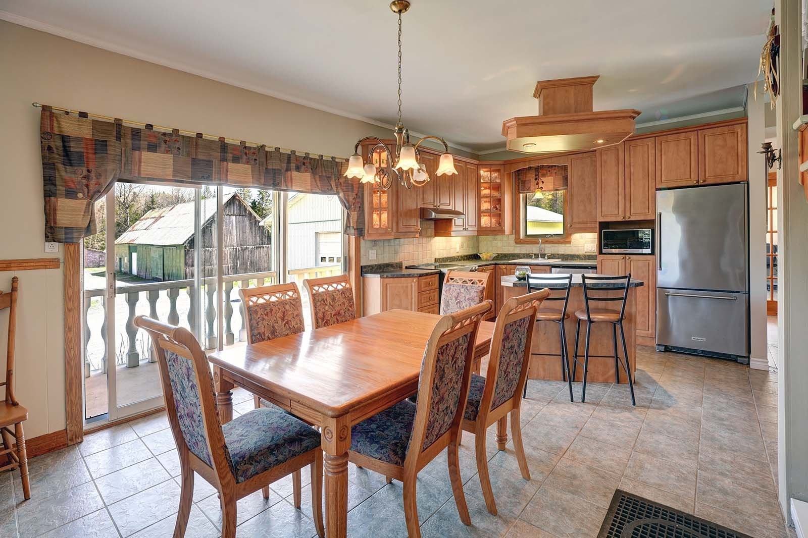 









8829


Route 117 S.

,
Rivière-Rouge,




QC
J0T1T0

