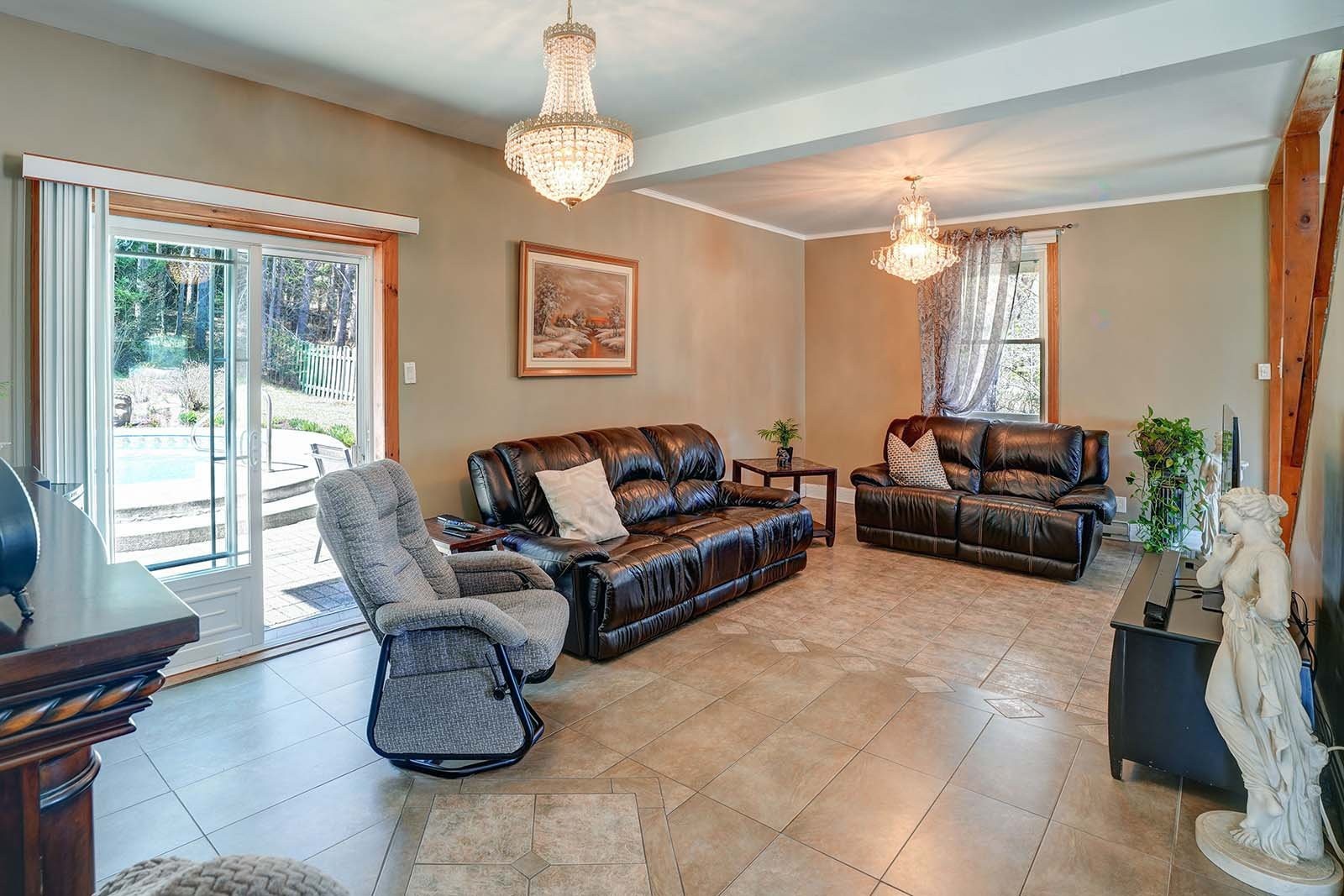 









8829


Route 117 S.

,
Rivière-Rouge,




QC
J0T1T0

