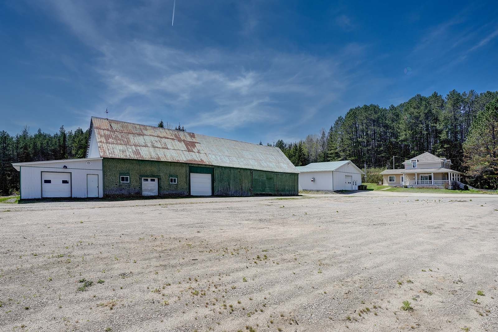 









8829


Route 117 S.

,
Rivière-Rouge,




QC
J0T1T0

