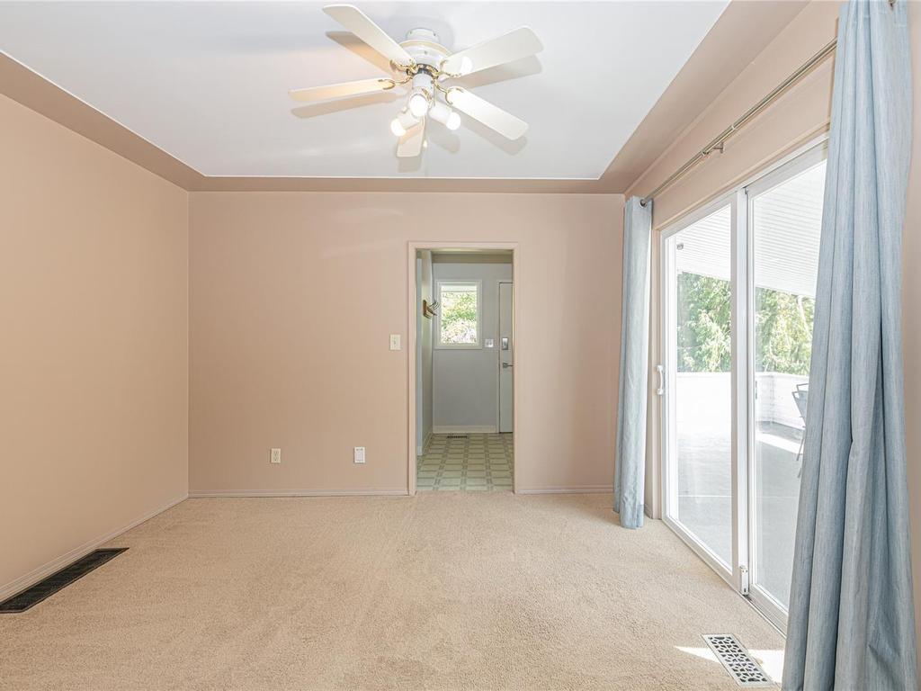 









3715


Blenkinsop

Rd,
Saanich,




BC
V8P 3P2

