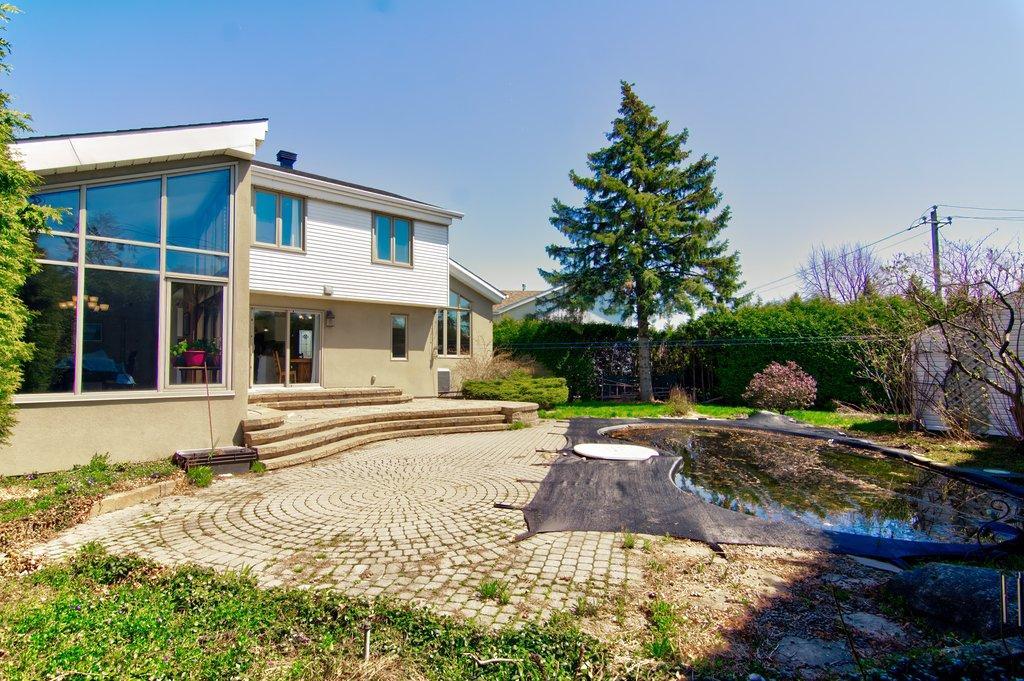 









328


Rue Marie-Curie

,
Sainte-Julie,




QC
J3E1A1

