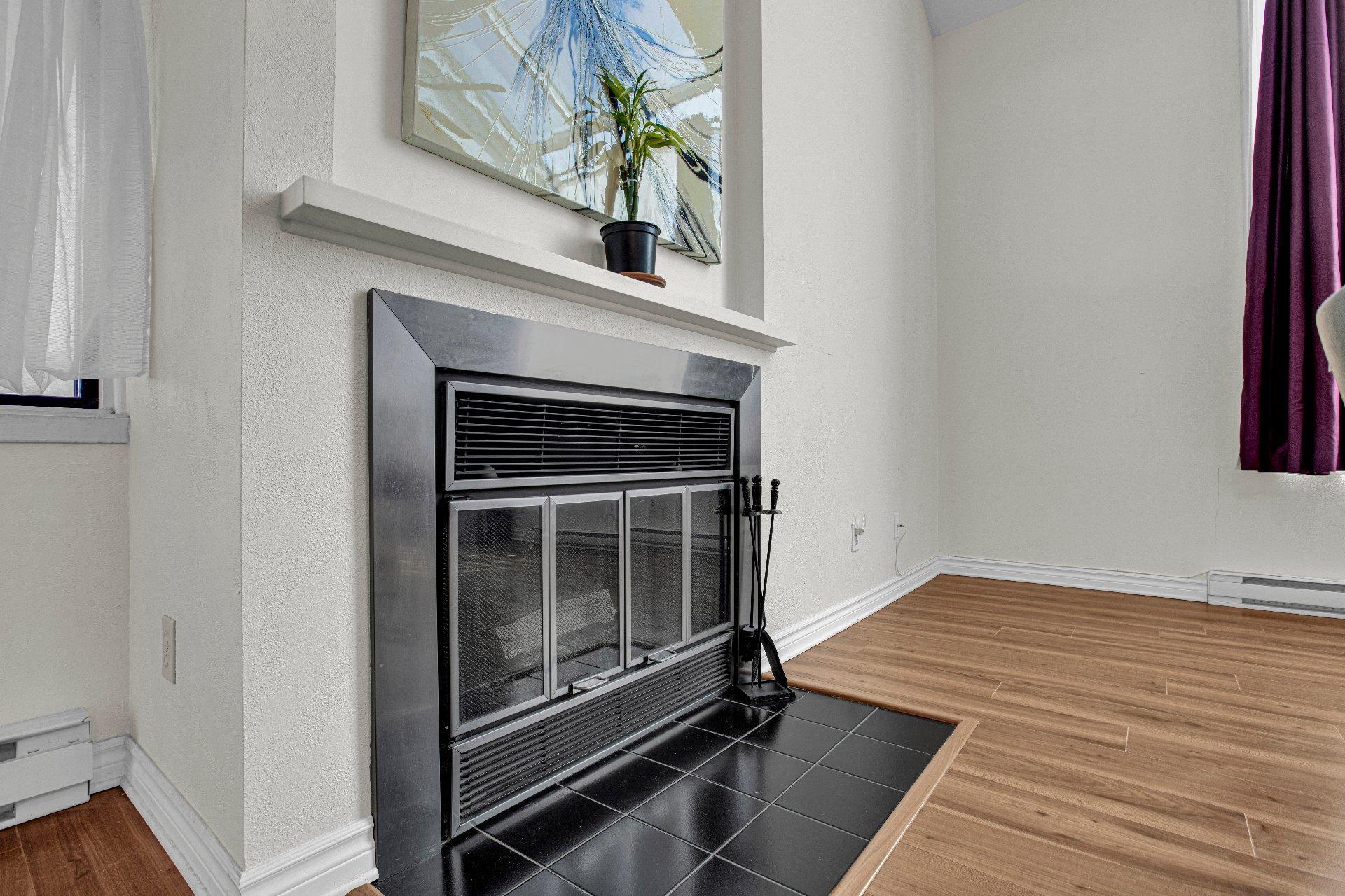 









626


Place Schumann

,
Brossard,




QC
J4X2N4

