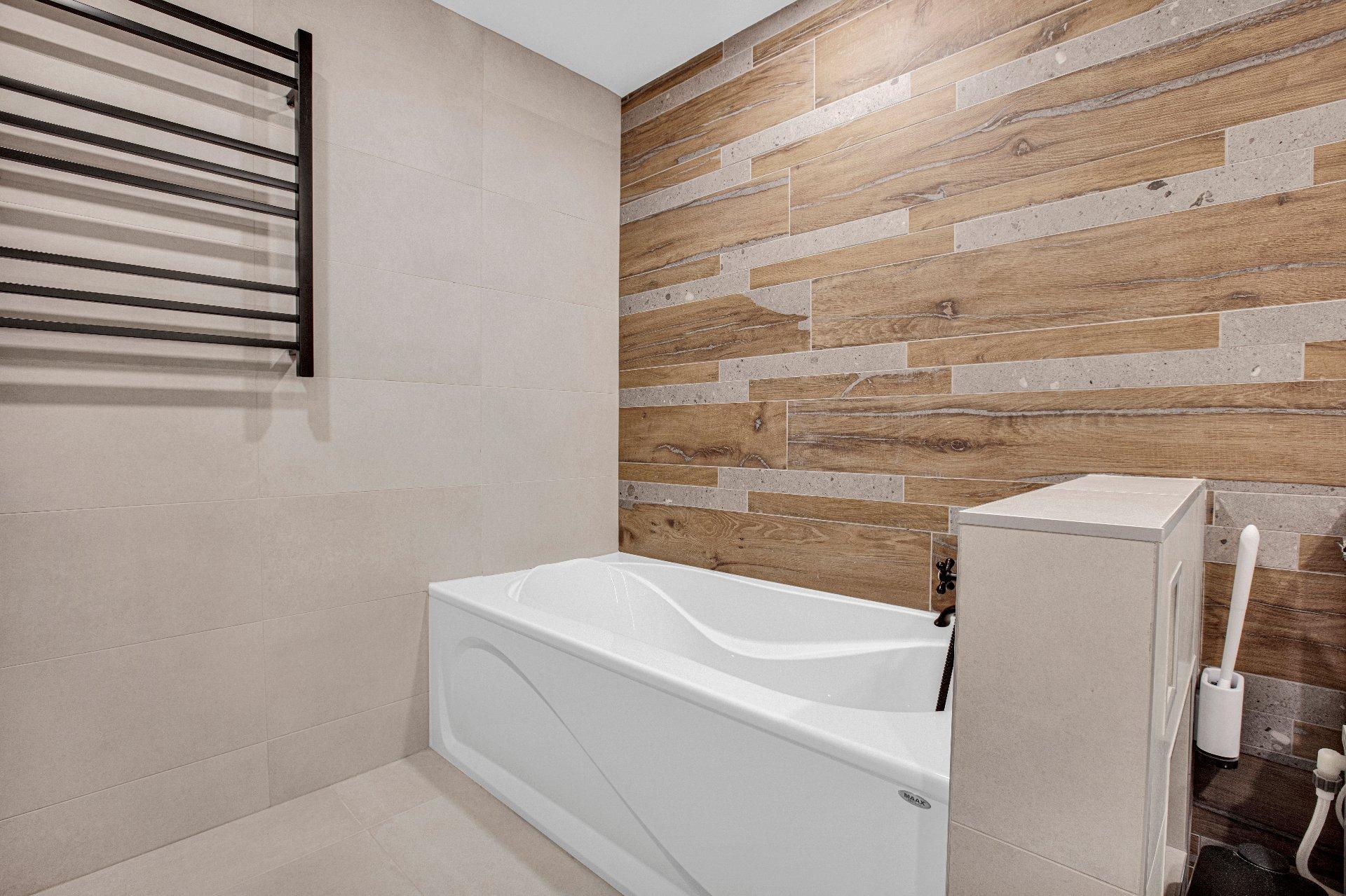 









626


Place Schumann

,
Brossard,




QC
J4X2N4

