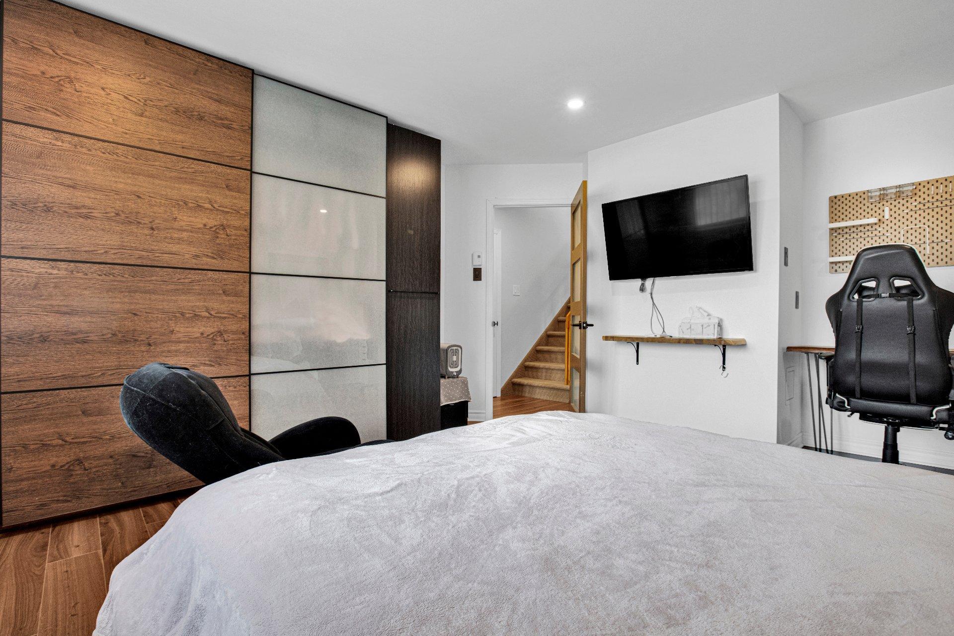 









626


Place Schumann

,
Brossard,




QC
J4X2N4

