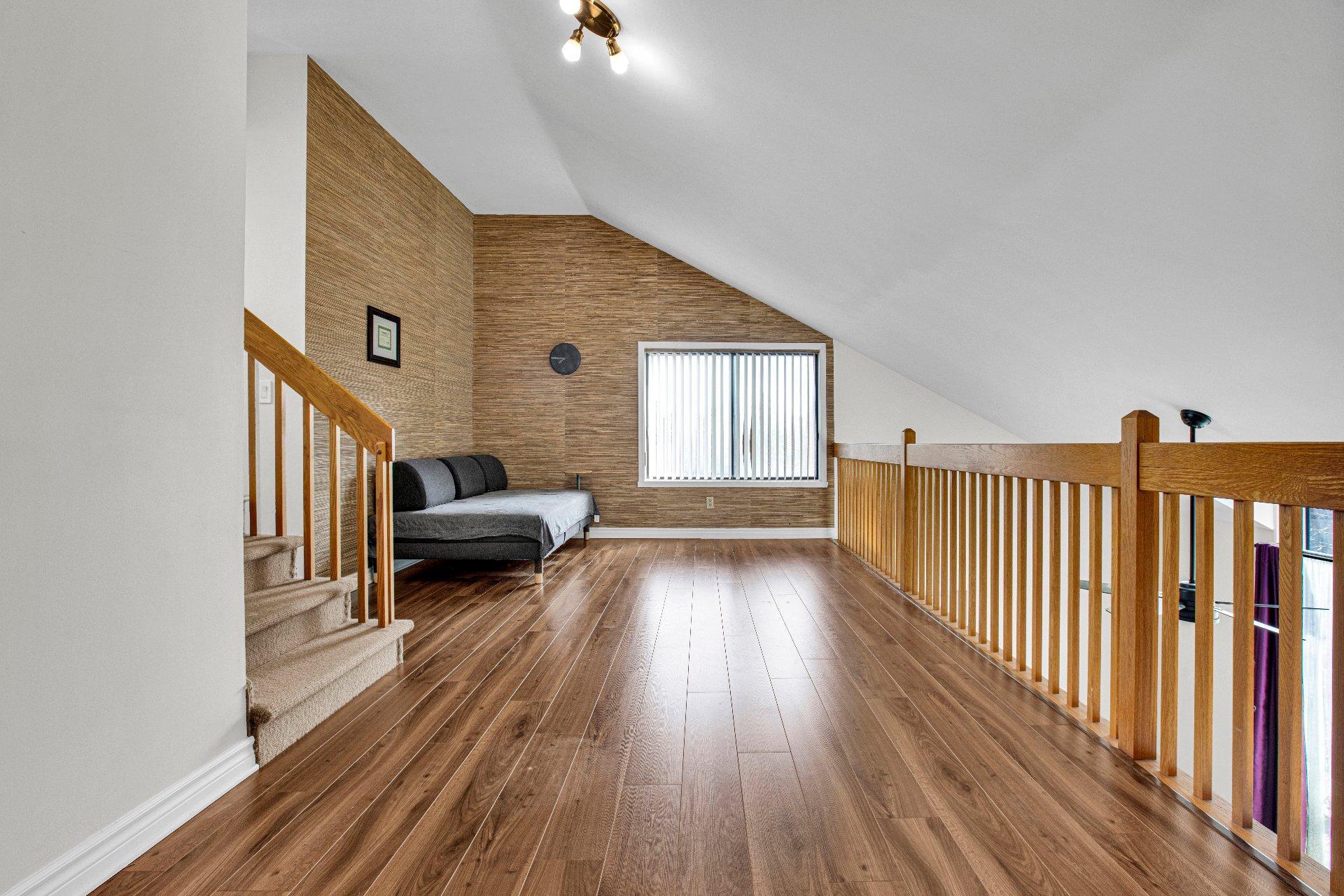 









626


Place Schumann

,
Brossard,




QC
J4X2N4

