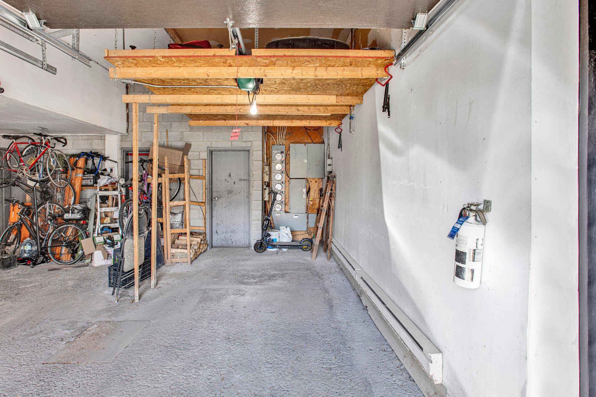 









626


Place Schumann

,
Brossard,




QC
J4X2N4

