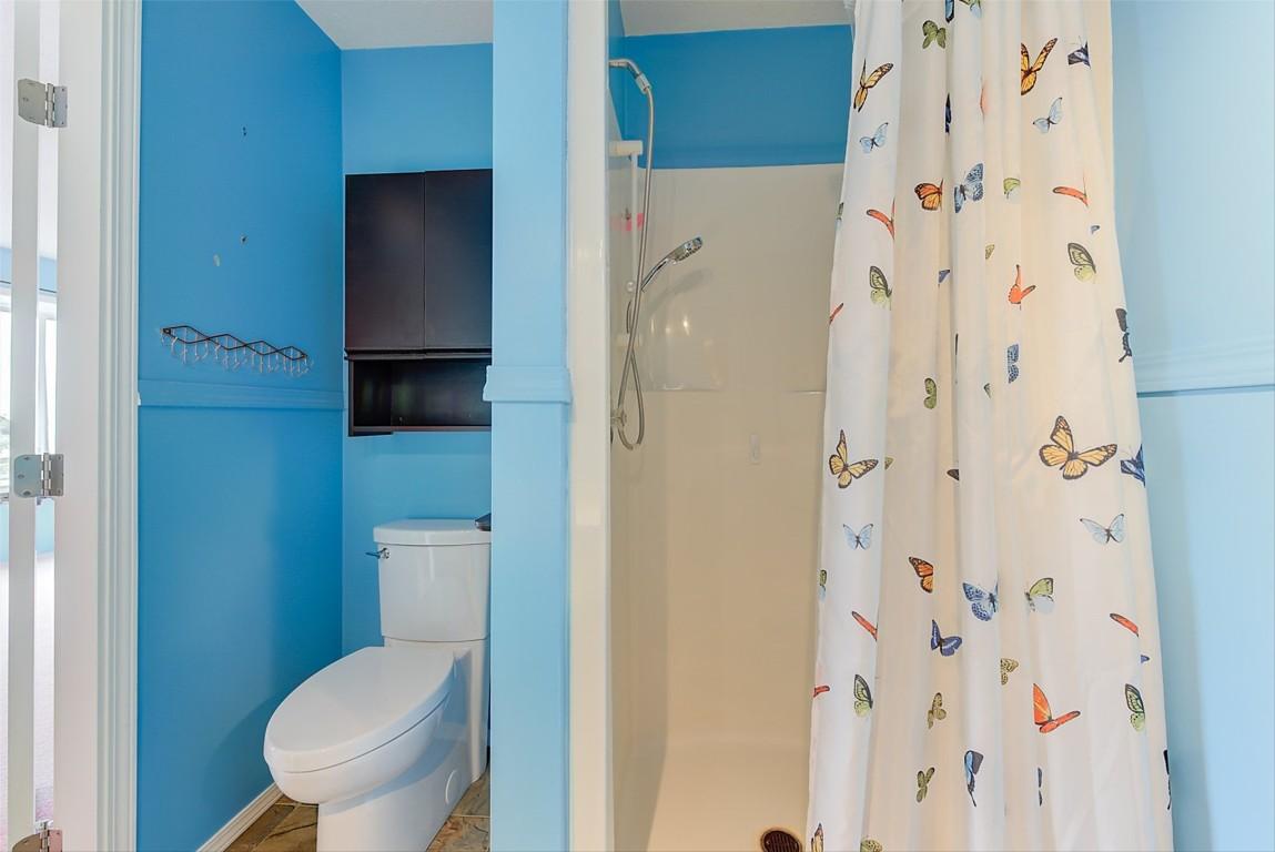 









6040


Ellison

Avenue,
Peachland,




BC
V0H 1X4

