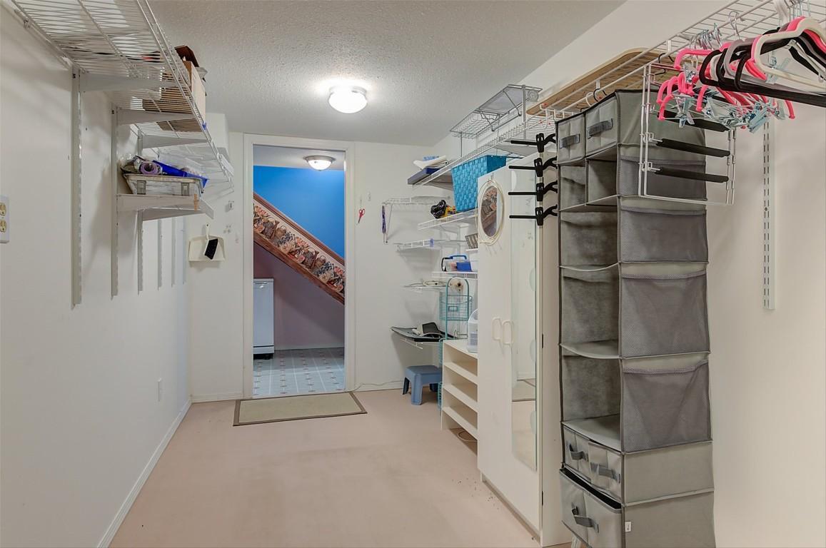 









6040


Ellison

Avenue,
Peachland,




BC
V0H 1X4

