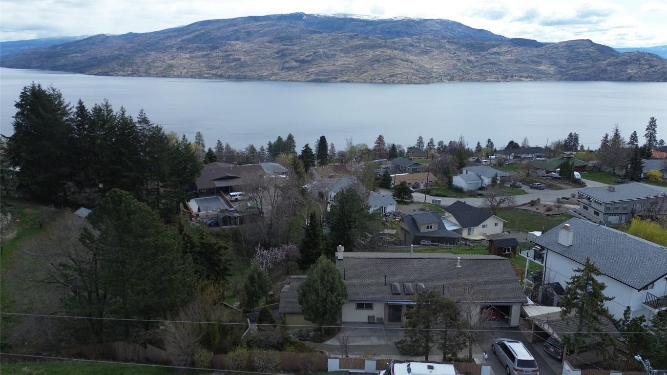









6040


Ellison

Avenue,
Peachland,




BC
V0H 1X4

