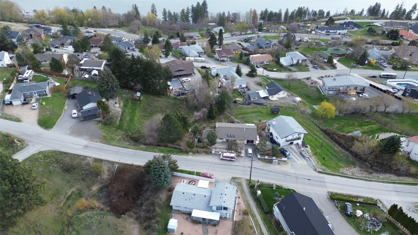 









6040


Ellison

Avenue,
Peachland,




BC
V0H 1X4

