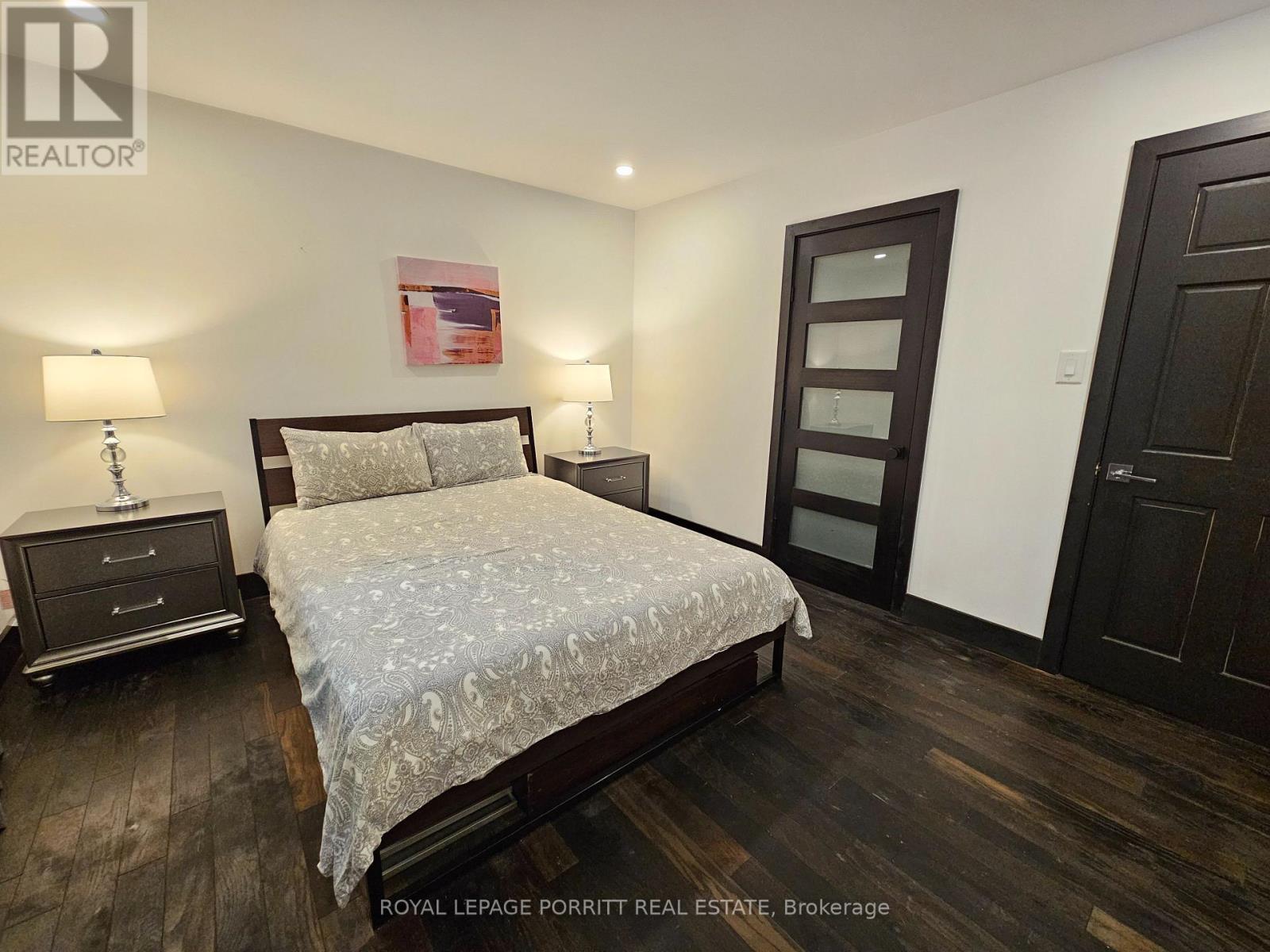 












1015 BAYVIEW POINT ROAD

,
Lake of Bays,




Ontario
P0A1H0

