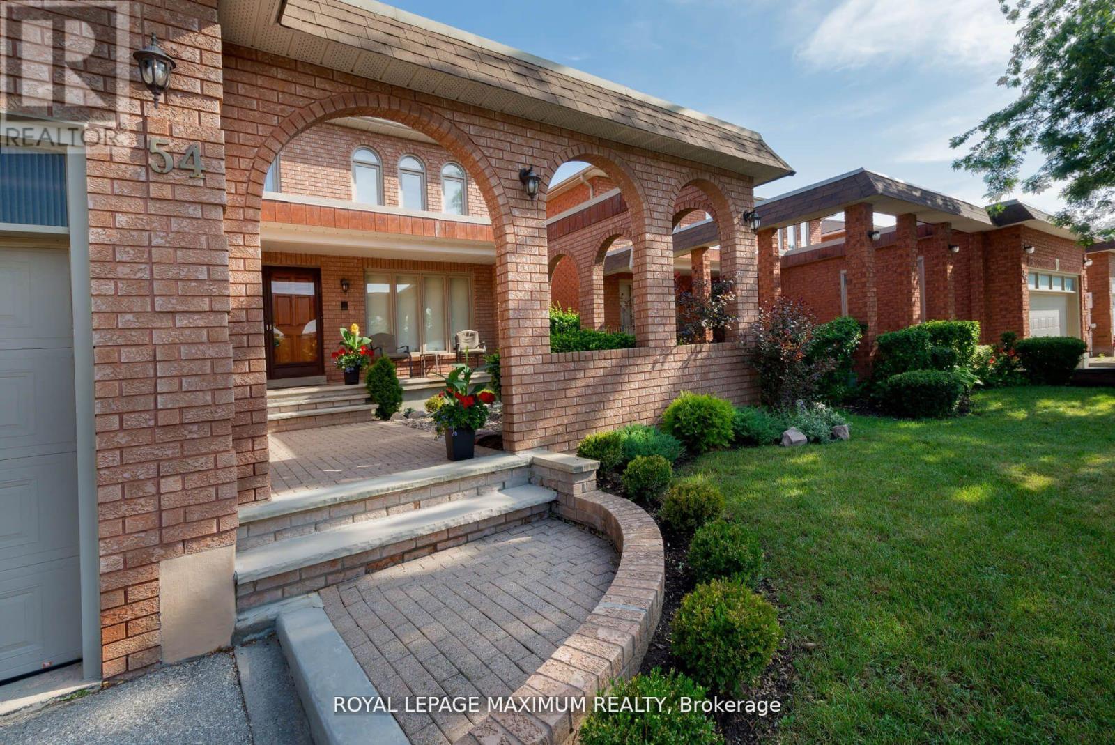 












54 CLAUDIA AVENUE

,
Vaughan,




Ontario
L4L6R7

