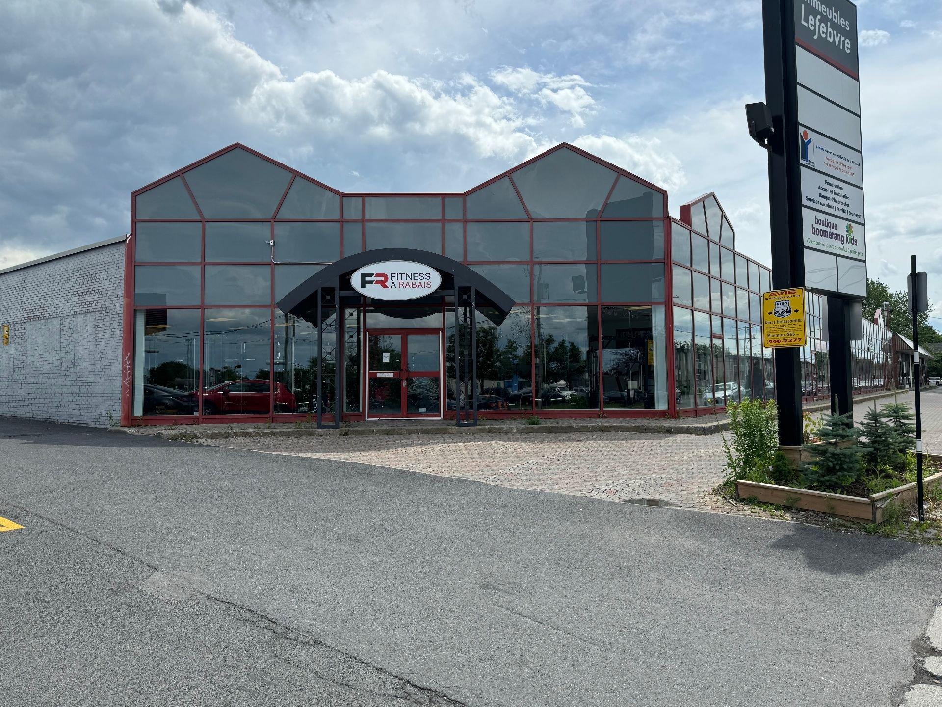 









321


Rue Lawrence

,
Longueuil (Greenfield Park),




QC
J4V2Z5

