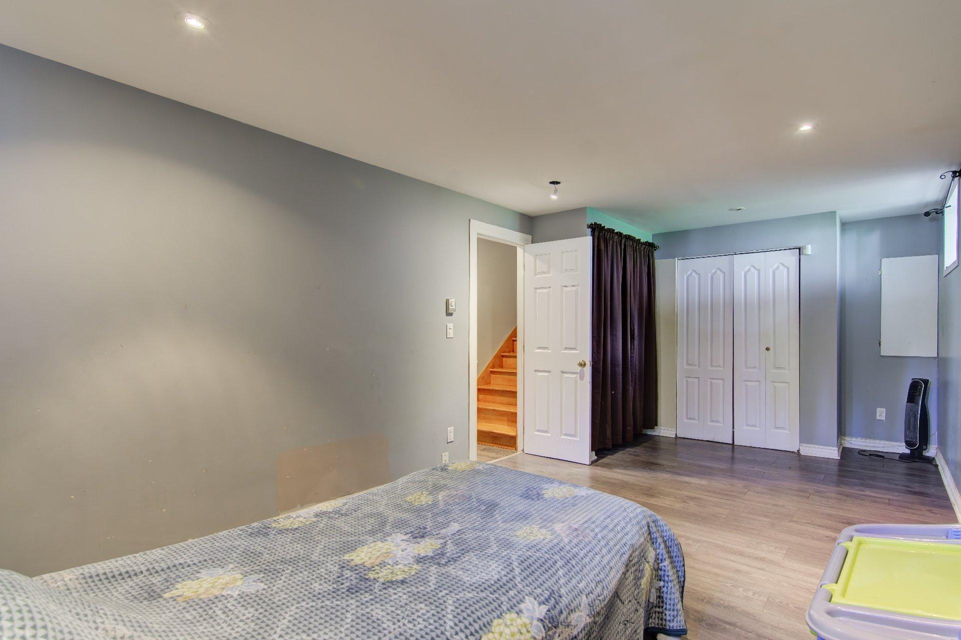 









2395


Ch. des Prairies

,
Brossard,




QC
J4Y2X4

