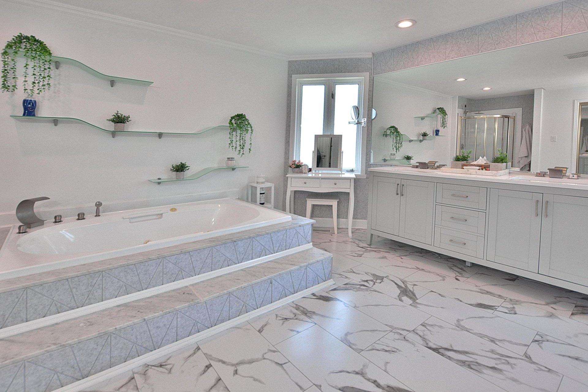 









298


Av. Louise-Lamy

,
Dorval,




QC
H9S4K3

