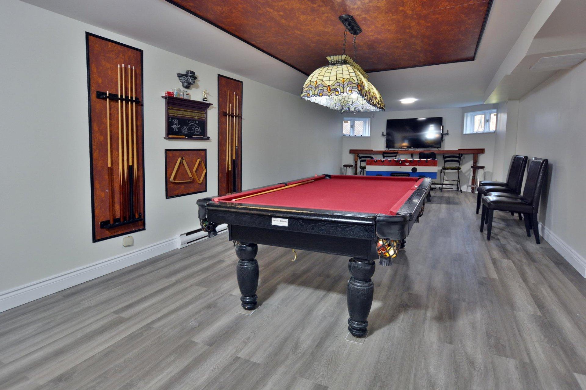 









298


Av. Louise-Lamy

,
Dorval,




QC
H9S4K3

