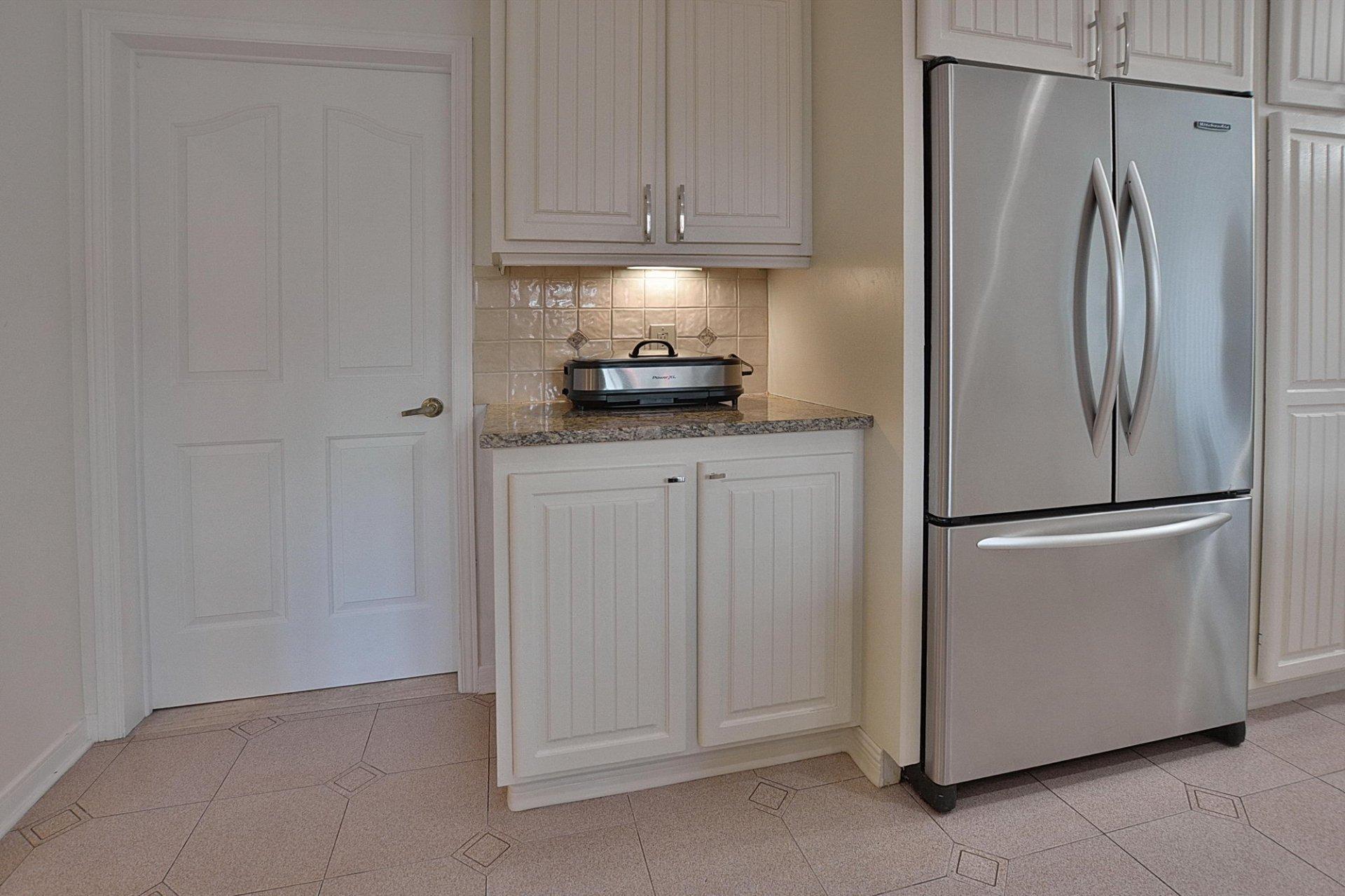 









298


Av. Louise-Lamy

,
Dorval,




QC
H9S4K3

