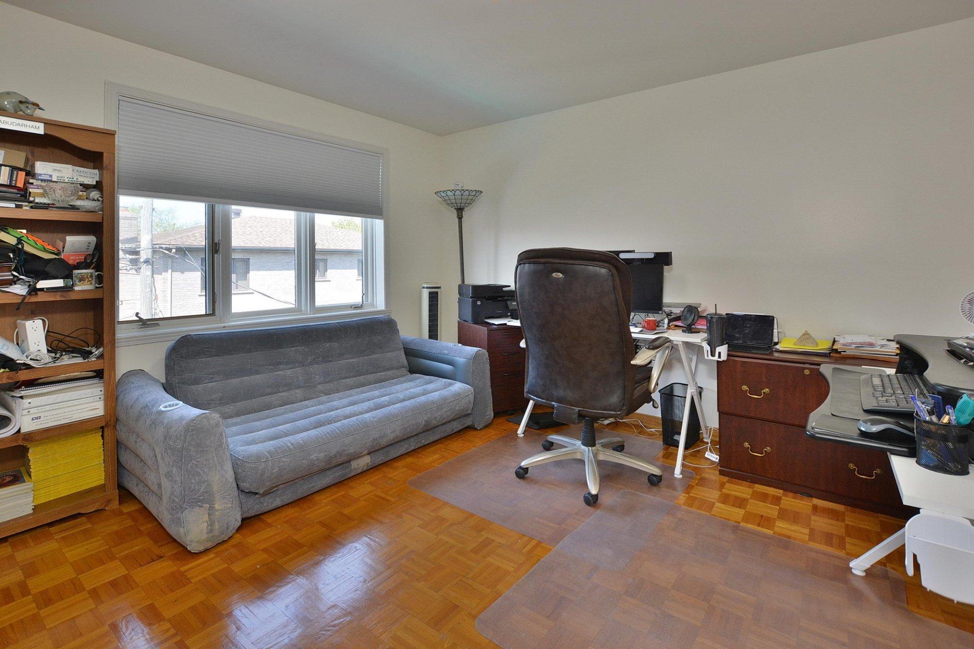 









298


Av. Louise-Lamy

,
Dorval,




QC
H9S4K3

