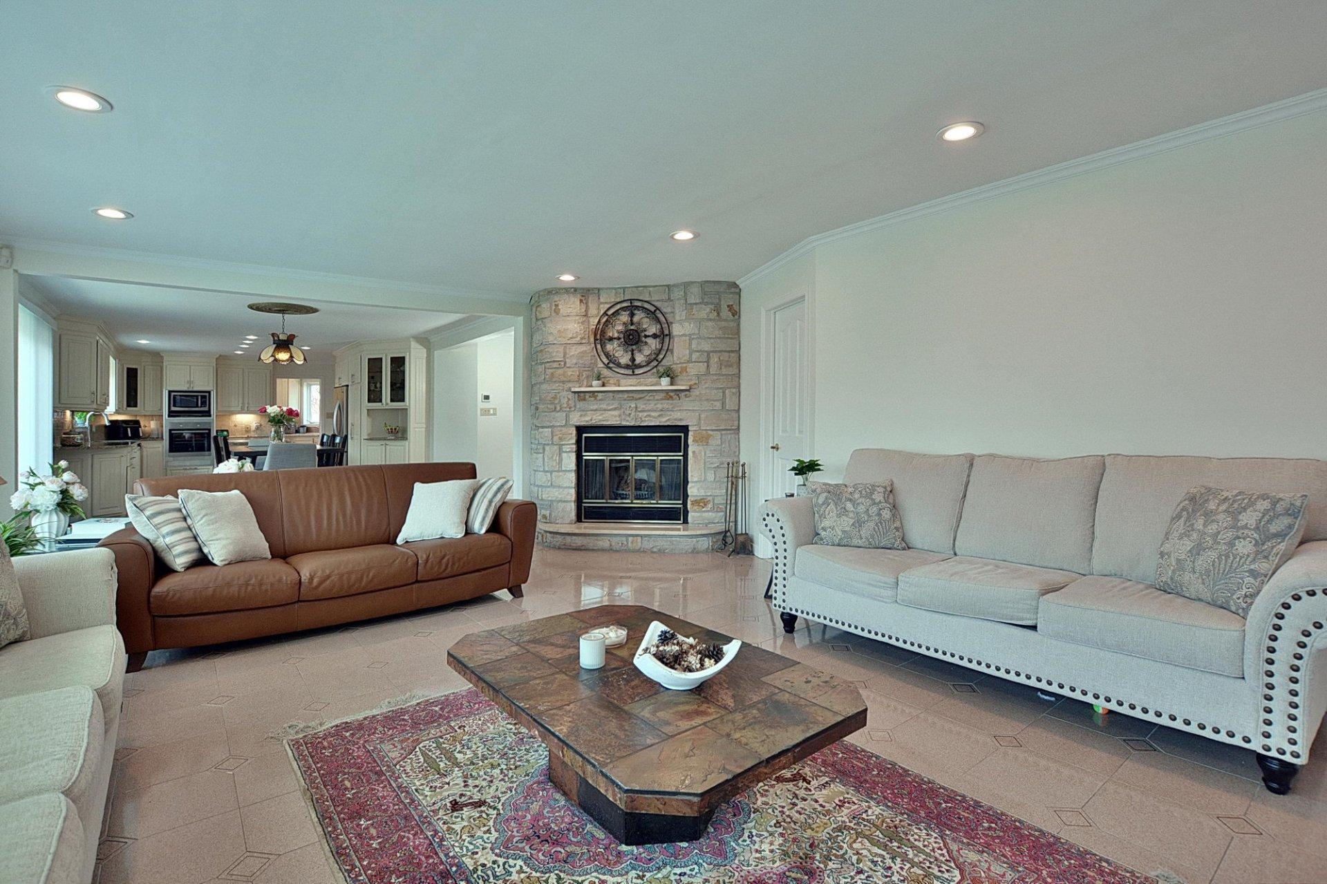 









298


Av. Louise-Lamy

,
Dorval,




QC
H9S4K3

