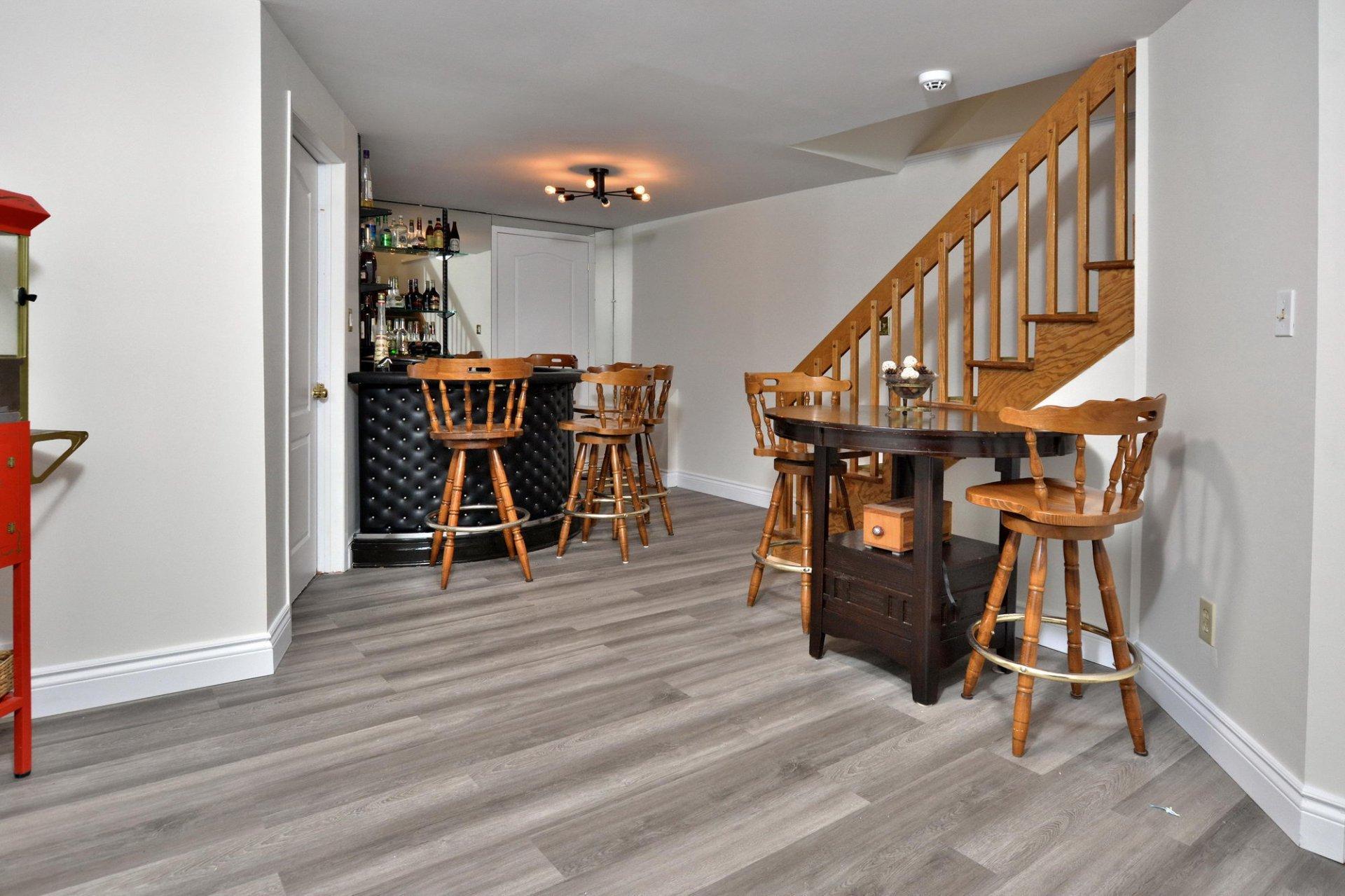 









298


Av. Louise-Lamy

,
Dorval,




QC
H9S4K3

