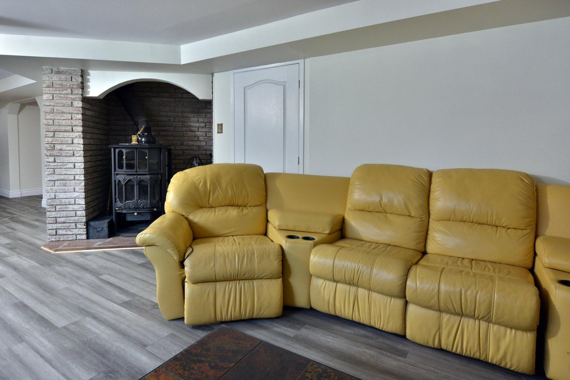 









298


Av. Louise-Lamy

,
Dorval,




QC
H9S4K3

