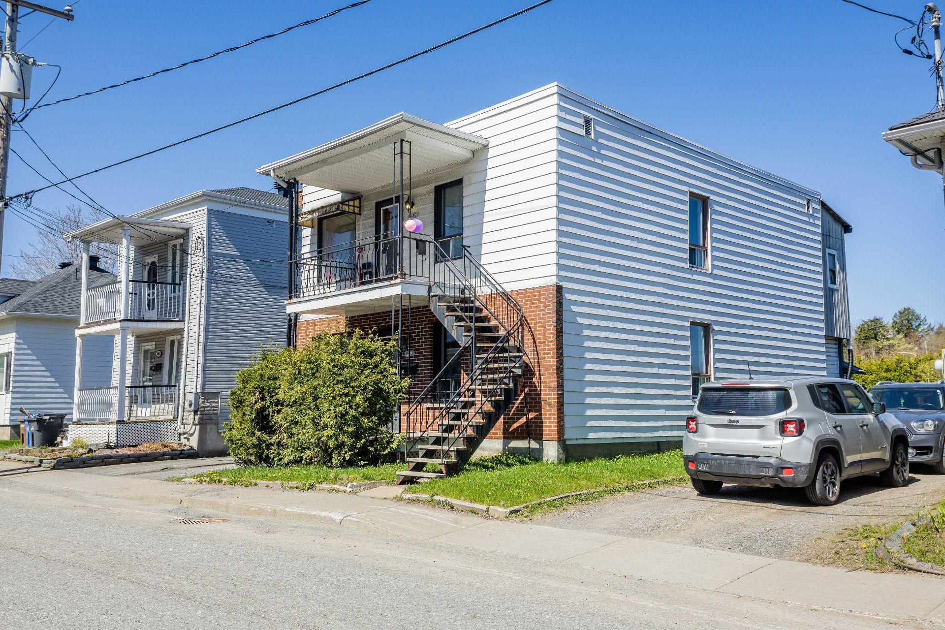 









830

 - 832


Rue du Marie-Louise

,
Shawinigan,




QC
G9P2H2

