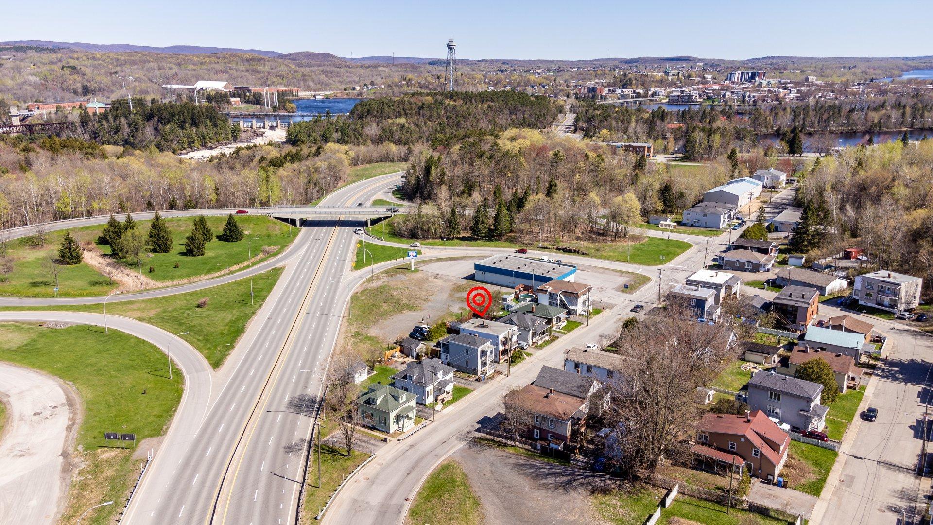 









830

 - 832


Rue du Marie-Louise

,
Shawinigan,




QC
G9P2H2

