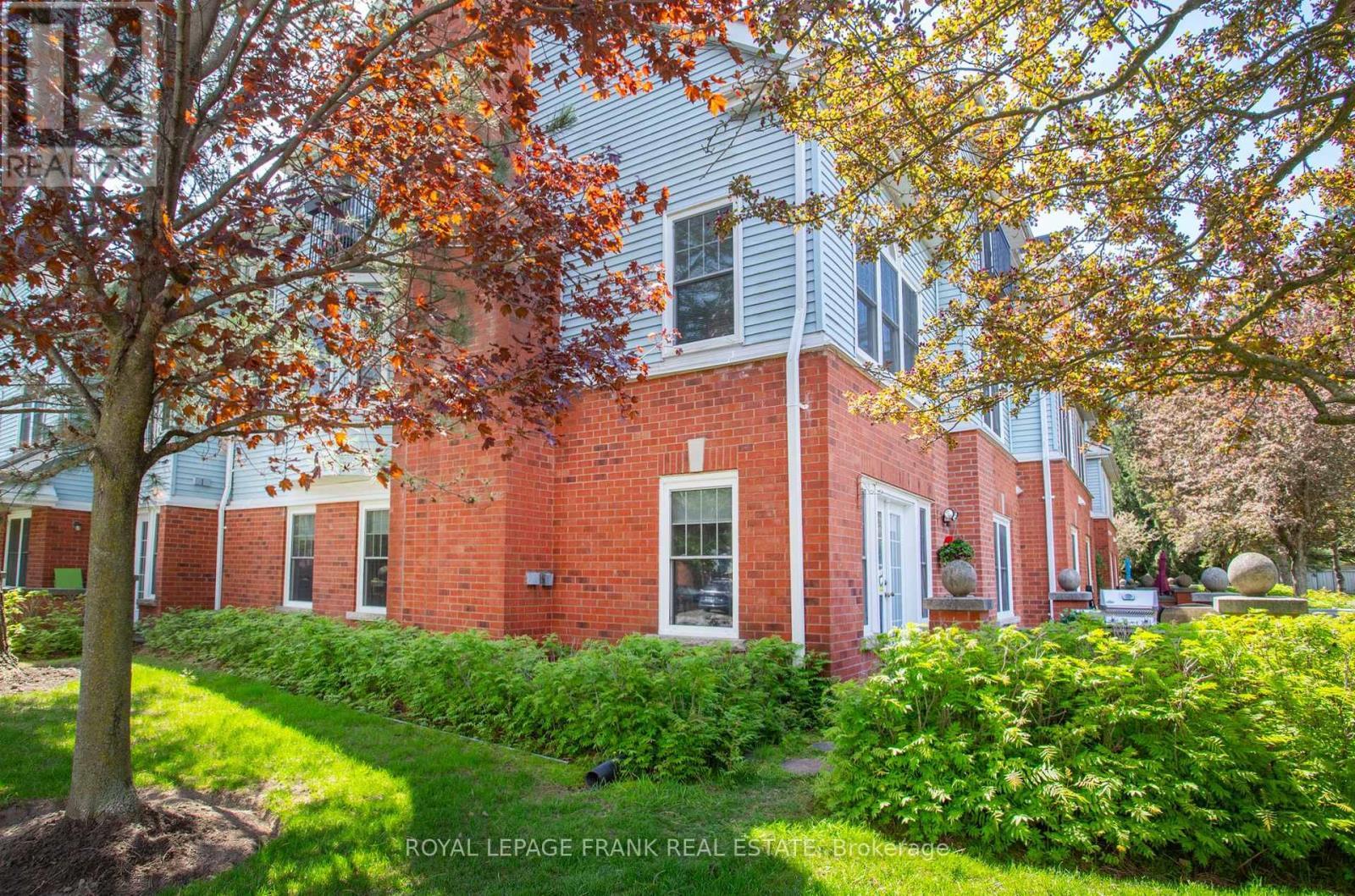 












J-13 - 1657 NASH ROAD

,
Clarington (Courtice),




Ontario
L1E1S8

