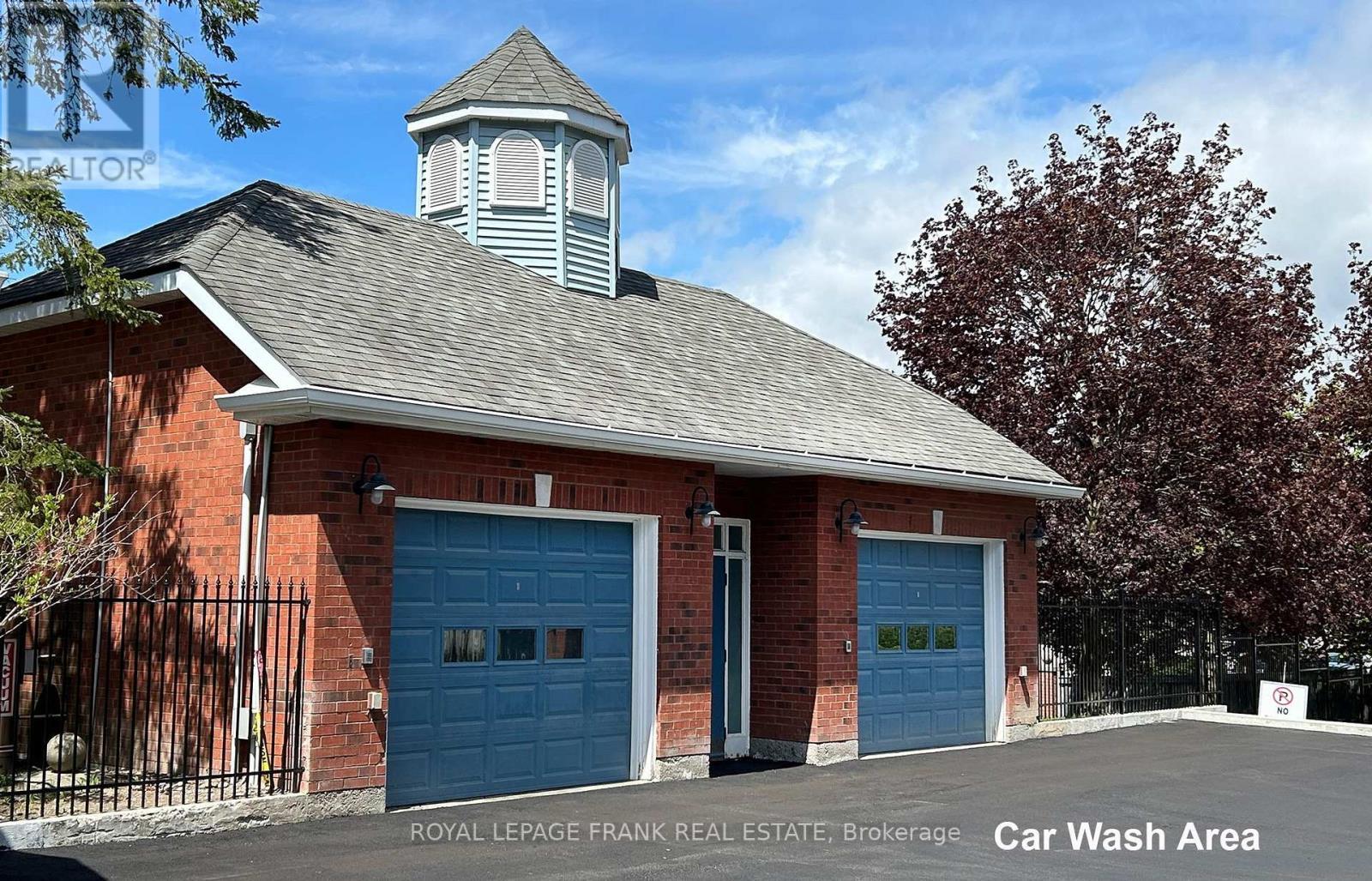 












J-13 - 1657 NASH ROAD

,
Clarington (Courtice),




Ontario
L1E1S8

