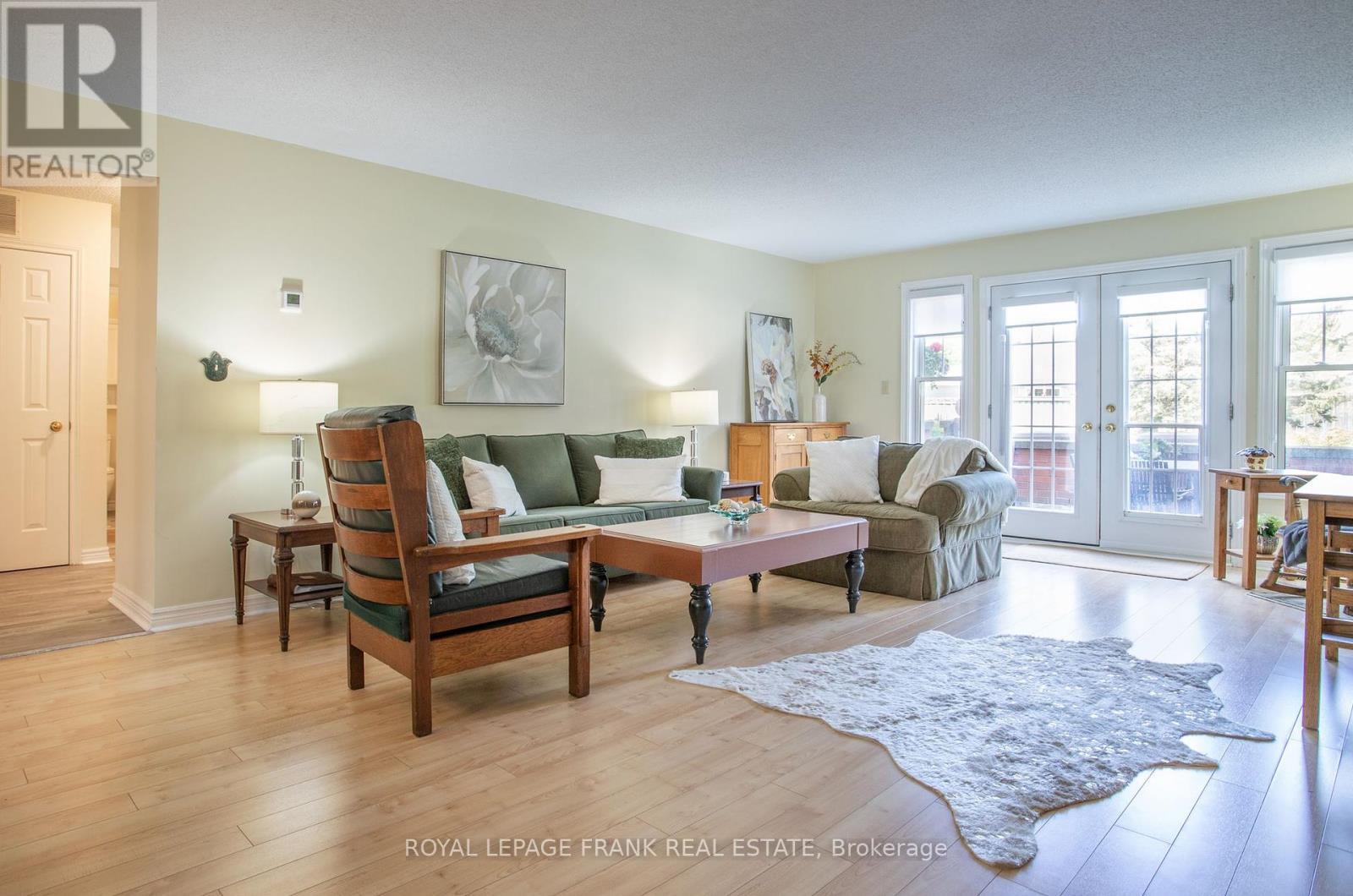 












J-13 - 1657 NASH ROAD

,
Clarington (Courtice),




Ontario
L1E1S8

