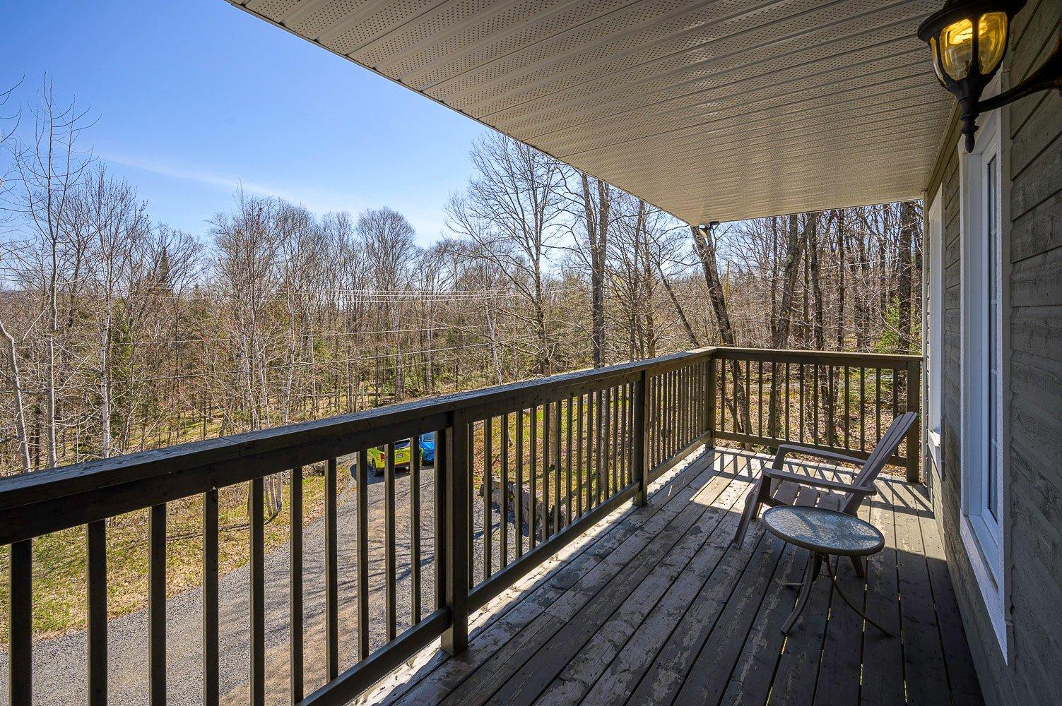 









1215


Ch. Masson

,
Sainte-Marguerite-du-Lac-Masson,




QC
J0T1L0

