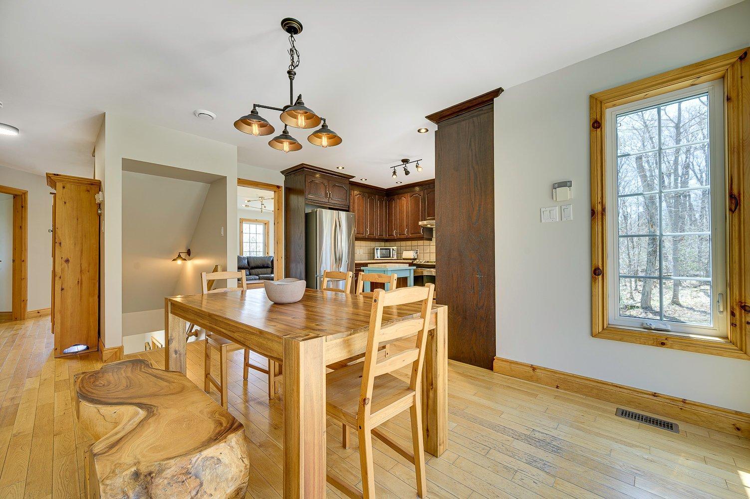 









1215


Ch. Masson

,
Sainte-Marguerite-du-Lac-Masson,




QC
J0T1L0

