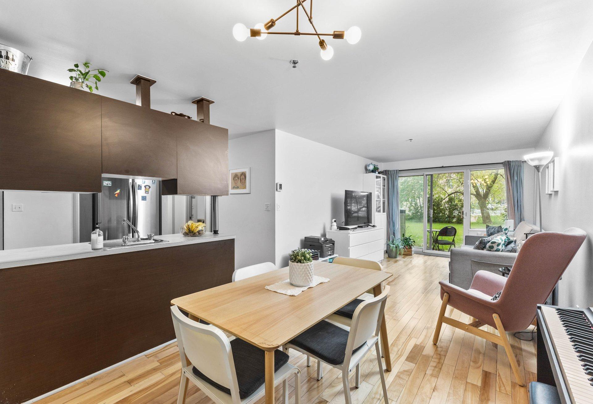 









445


Av. Ste-Croix

, 109,
Montréal (Saint-Laurent),




QC
H4L5P3

