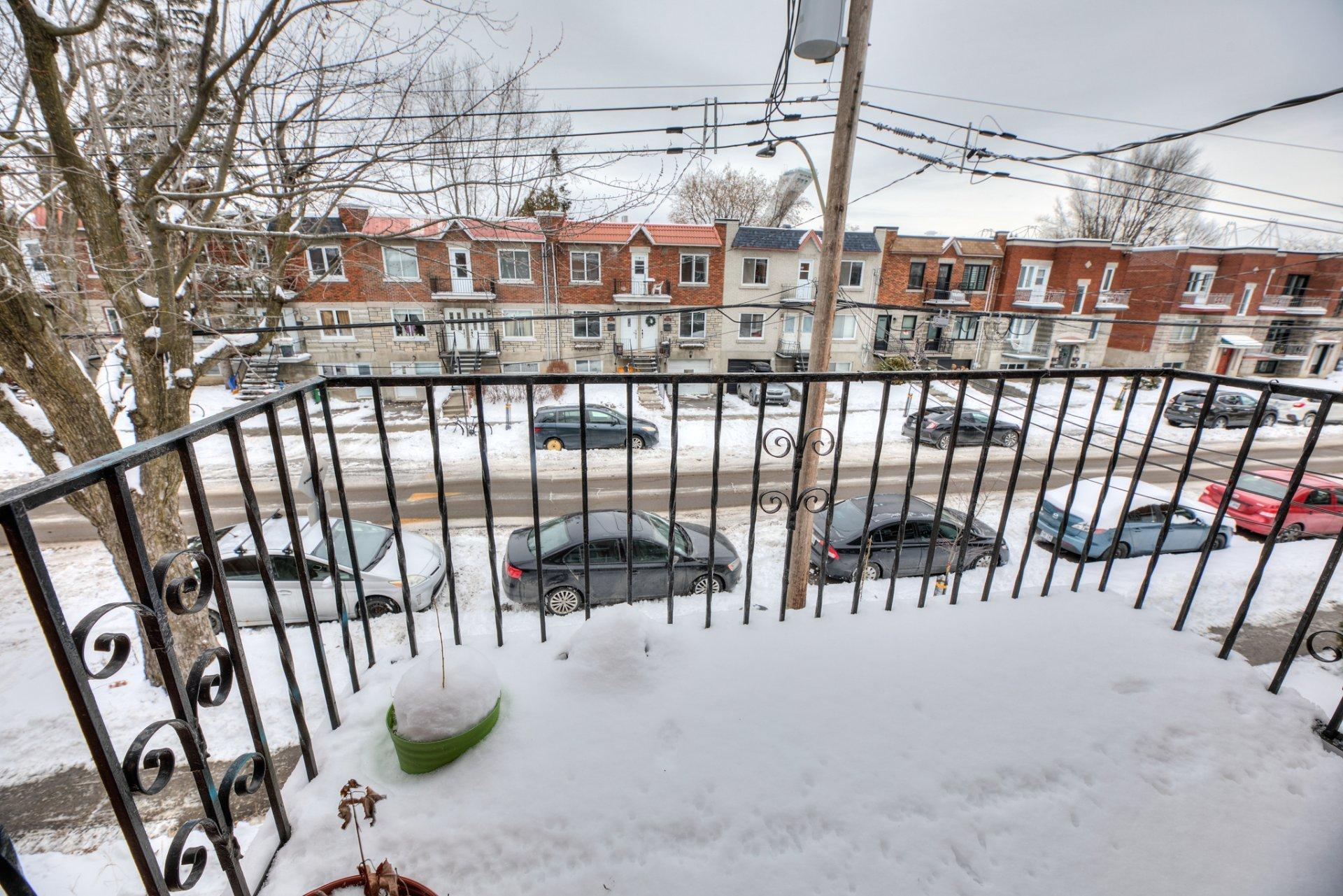 









4456


Av. d'Orléans

,
Montréal (Rosemont/La Petite-Patrie),




QC
H1X2K2


