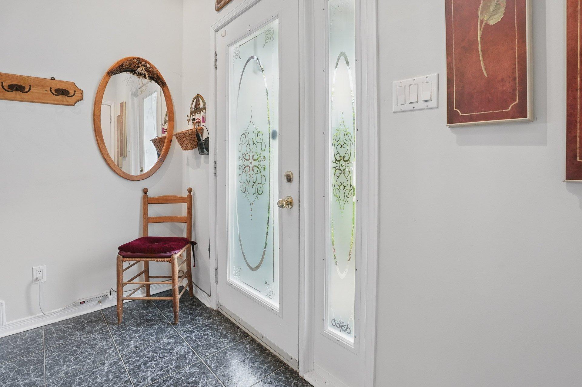 









2


Av. de la Citadelle

, 3,
Gatineau (Hull),




QC
J8Z3M4

