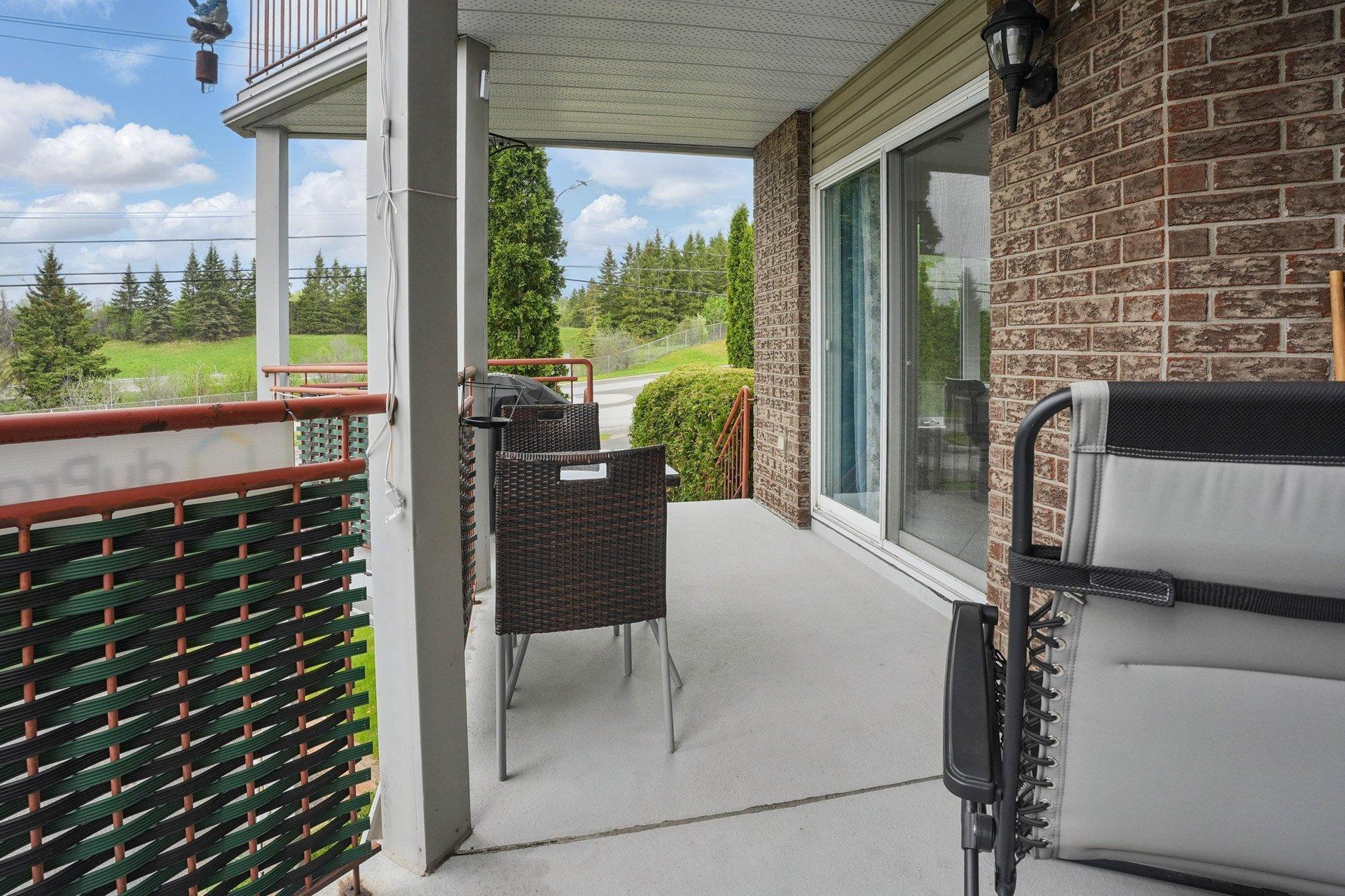 









2


Av. de la Citadelle

, 3,
Gatineau (Hull),




QC
J8Z3M4

