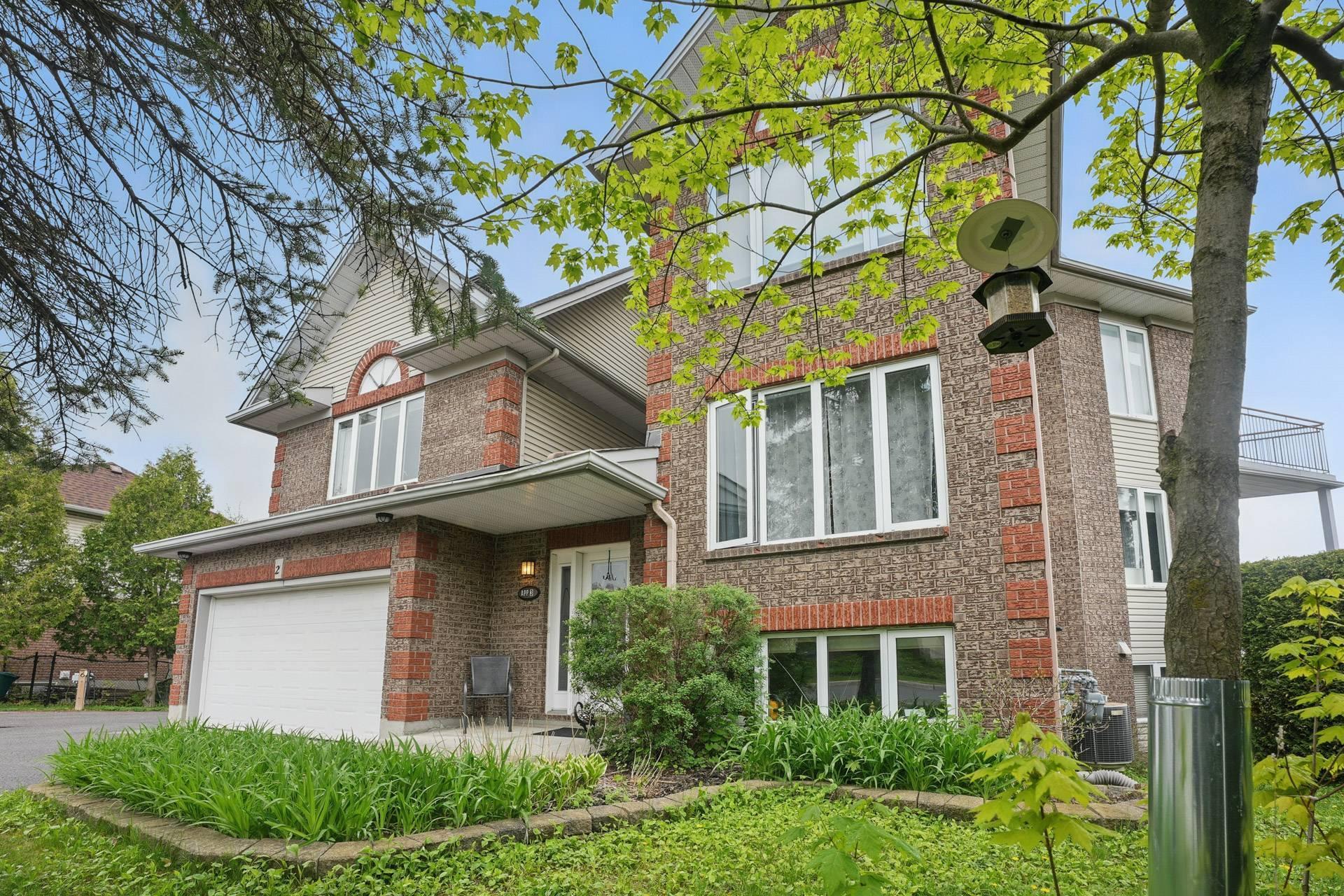 









2


Av. de la Citadelle

, 3,
Gatineau (Hull),




QC
J8Z3M4

