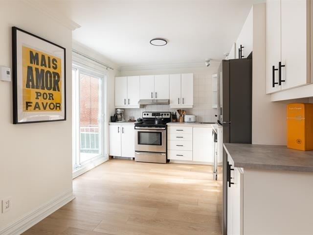









4454


Av. d'Orléans

,
Montréal (Rosemont/La Petite-Patrie),




QC
H1X2K2

