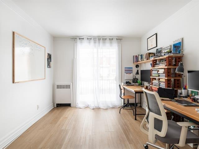









4454


Av. d'Orléans

,
Montréal (Rosemont/La Petite-Patrie),




QC
H1X2K2

