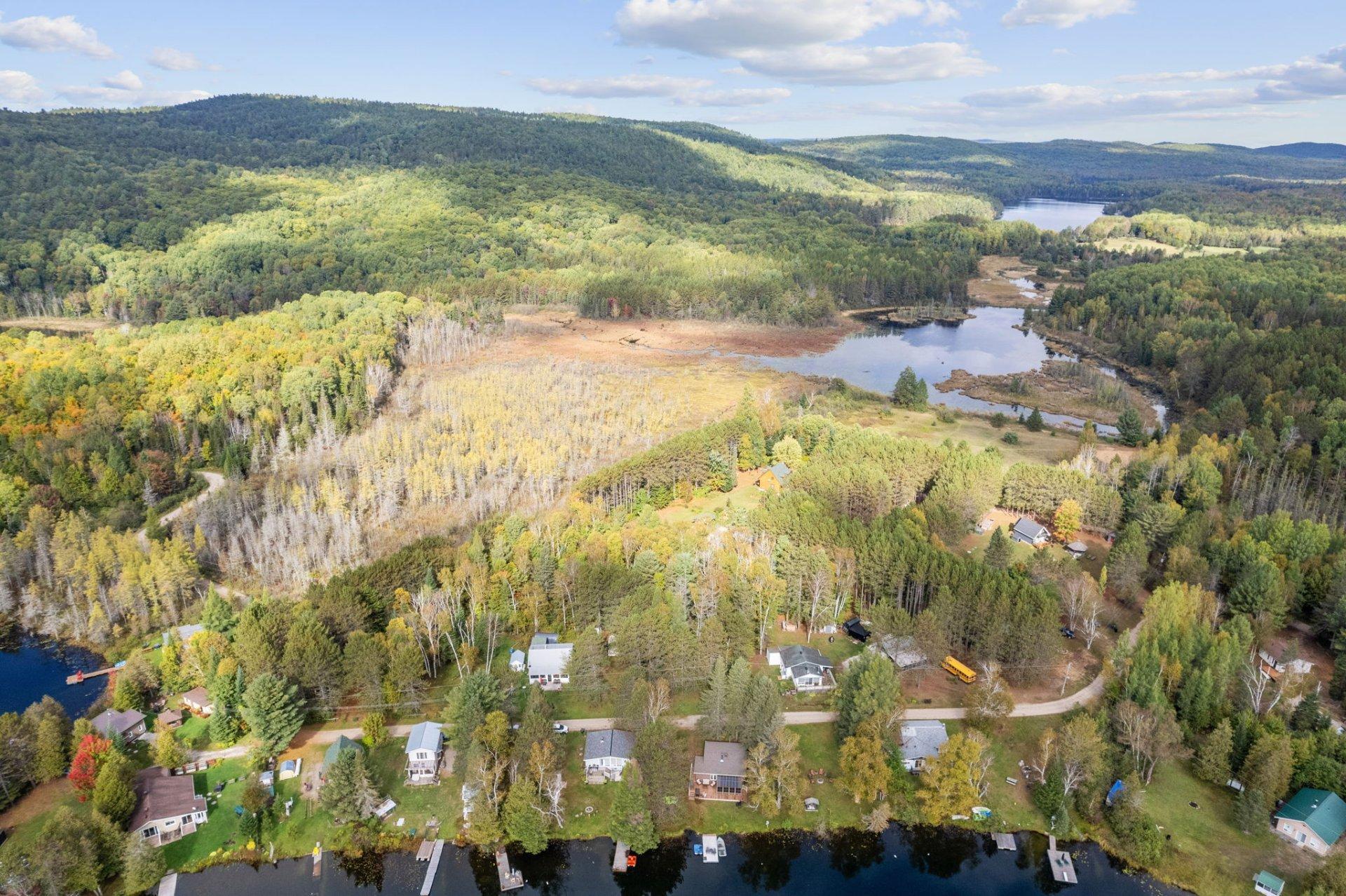 









15


Ch. du Lac-chez-Médée

,
Blue Sea,




QC
J0X1C0

