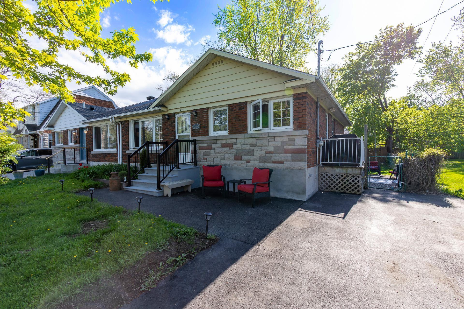 









248


Boul. Pine Beach

,
Dorval,




QC
H9S2V5

