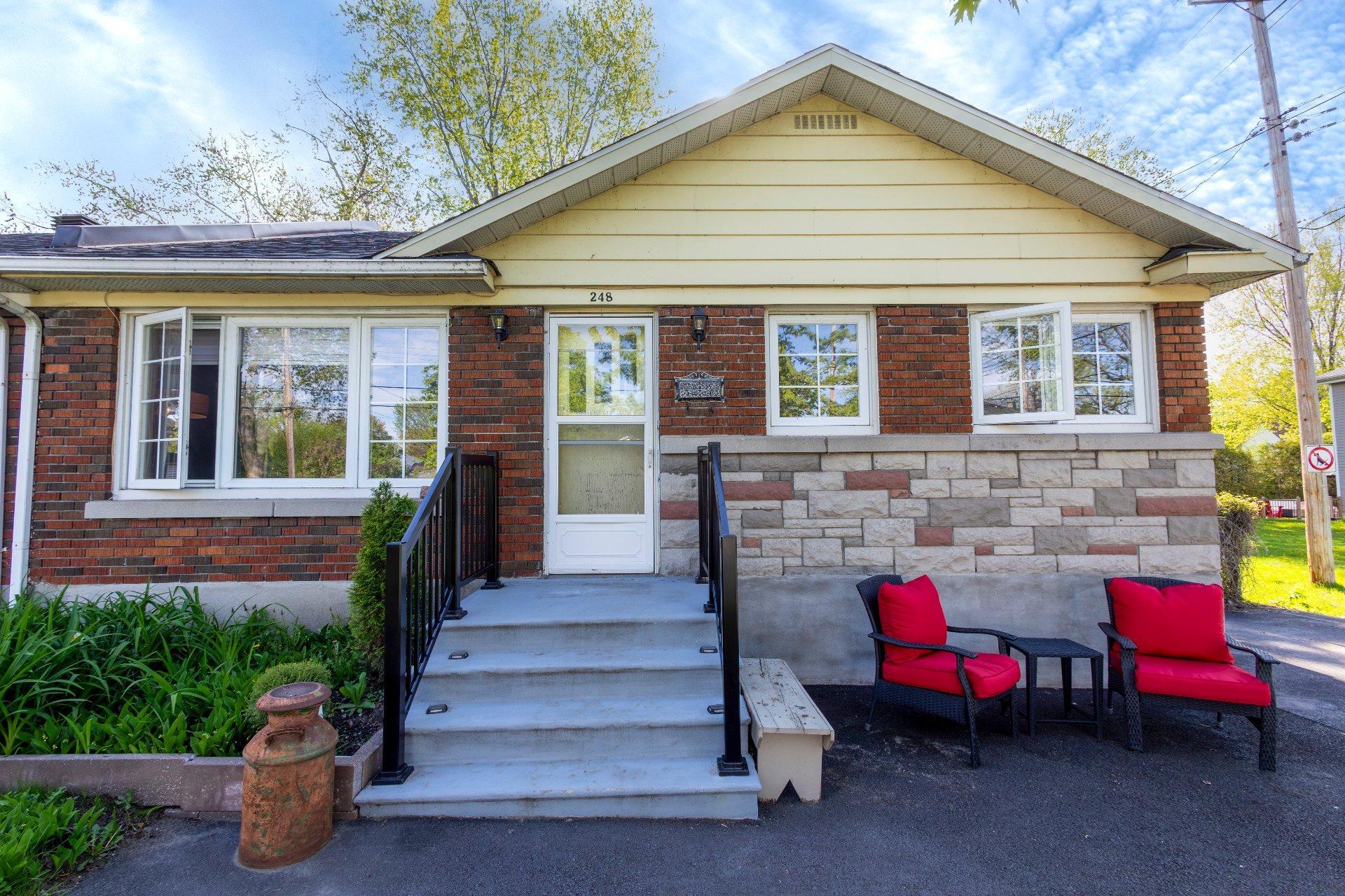 









248


Boul. Pine Beach

,
Dorval,




QC
H9S2V5

