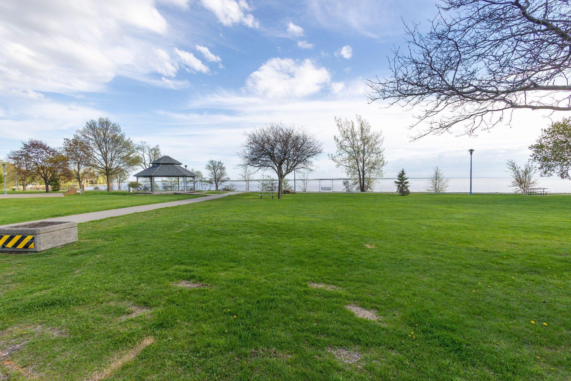 









248


Boul. Pine Beach

,
Dorval,




QC
H9S2V5

