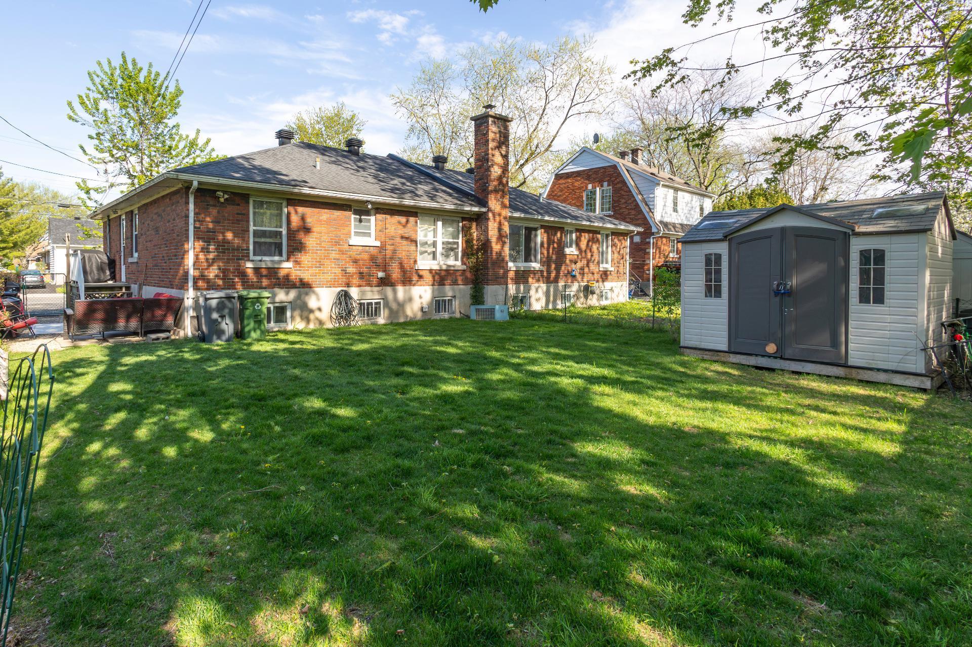 









248


Boul. Pine Beach

,
Dorval,




QC
H9S2V5

