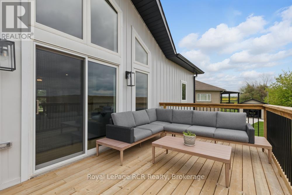 












13 JONATHAN CRESCENT

,
South Bruce,




Ontario
N0G2J0

