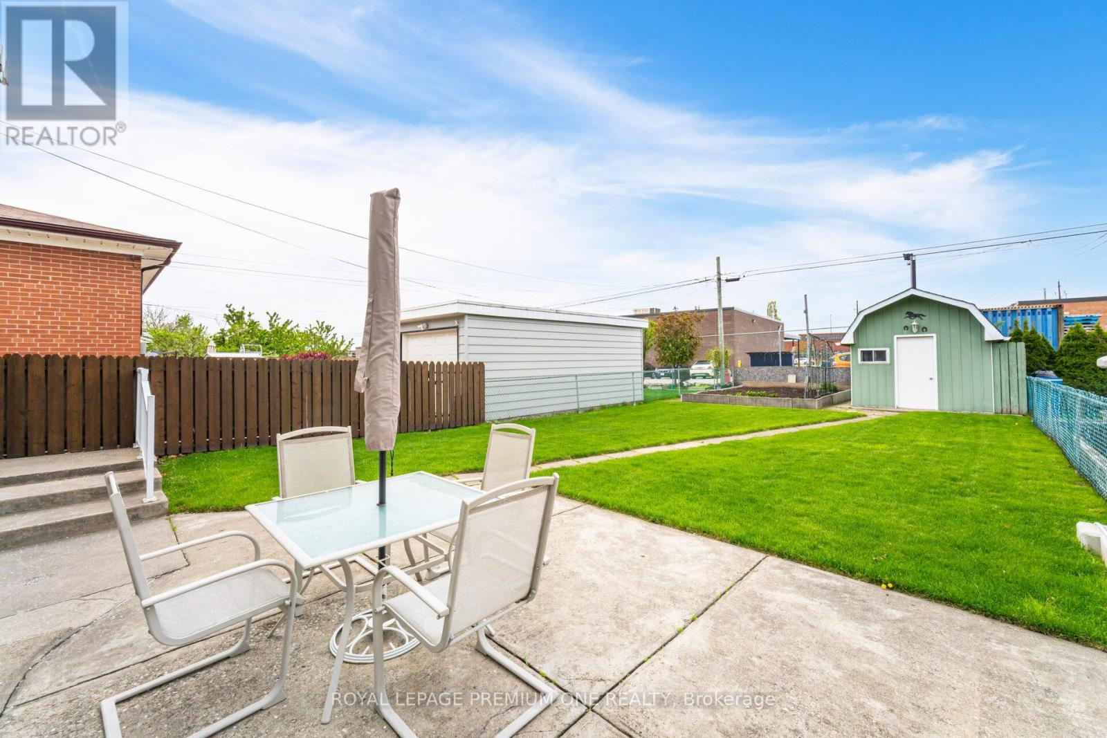 












128 HULLMAR DRIVE

,
Toronto,




Ontario
M3N2E6

