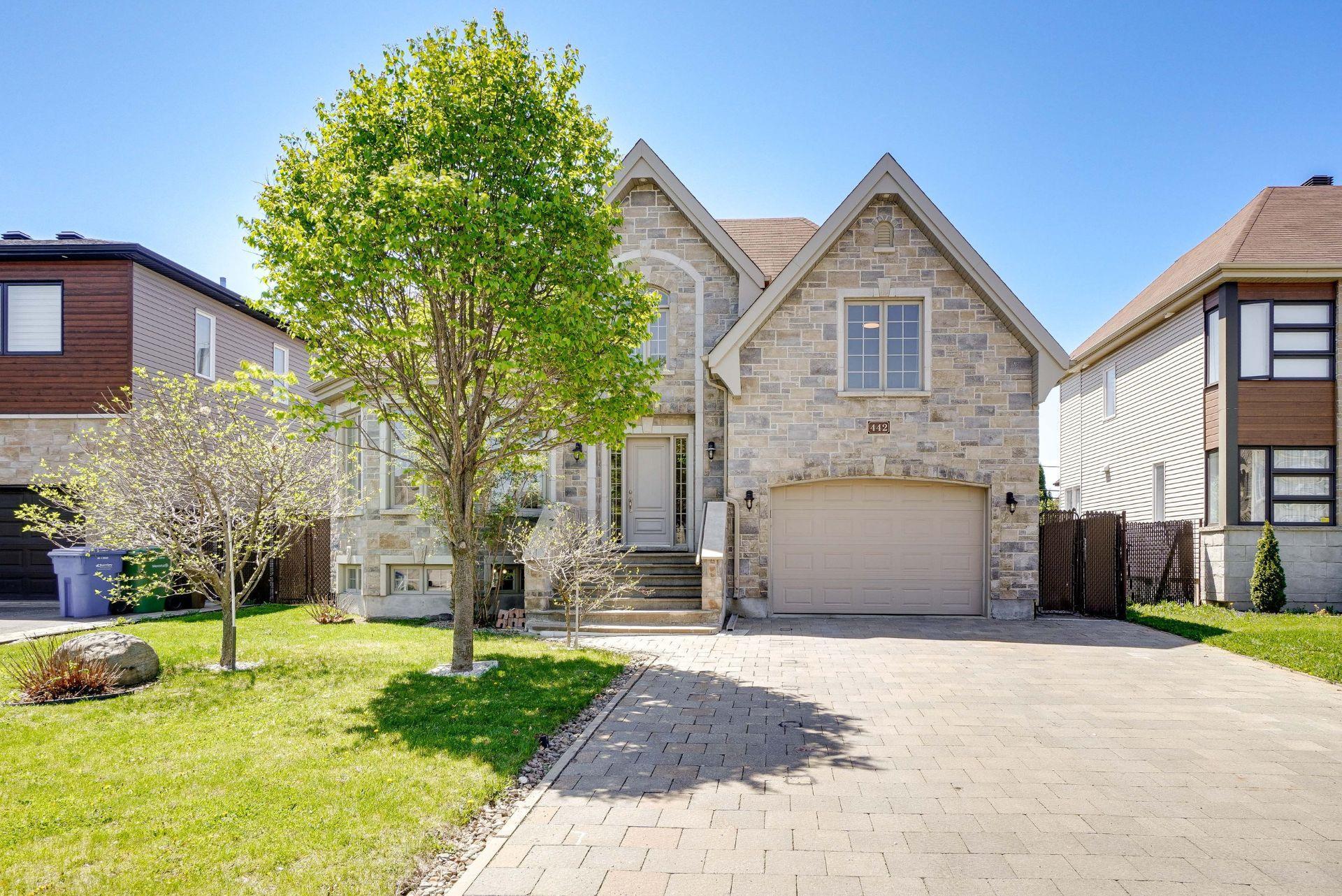 









442


Rue Pauline-Julien

,
Repentigny (Repentigny),




QC
J5Y0H2

