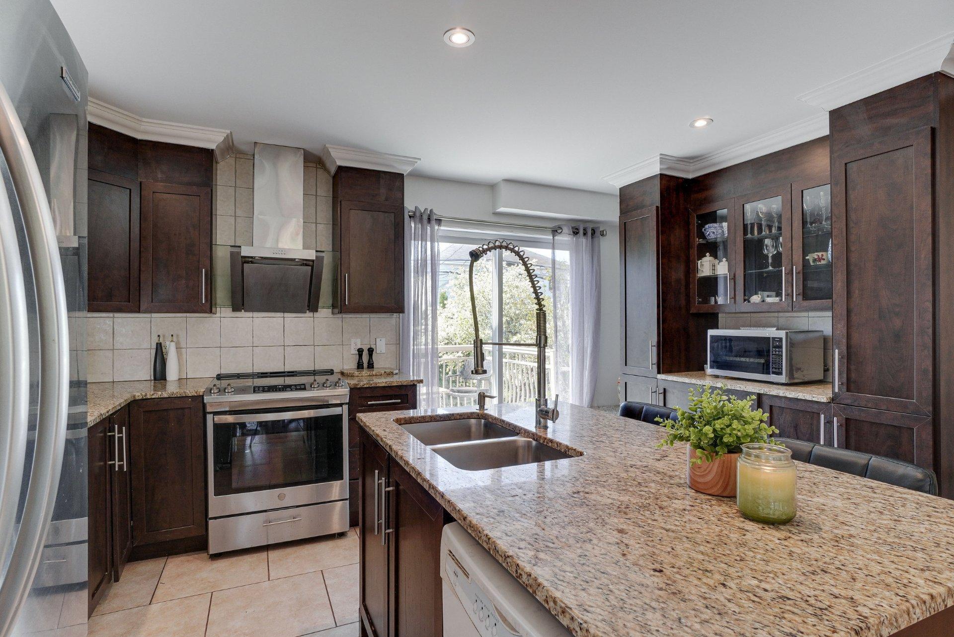 









442


Rue Pauline-Julien

,
Repentigny (Repentigny),




QC
J5Y0H2

