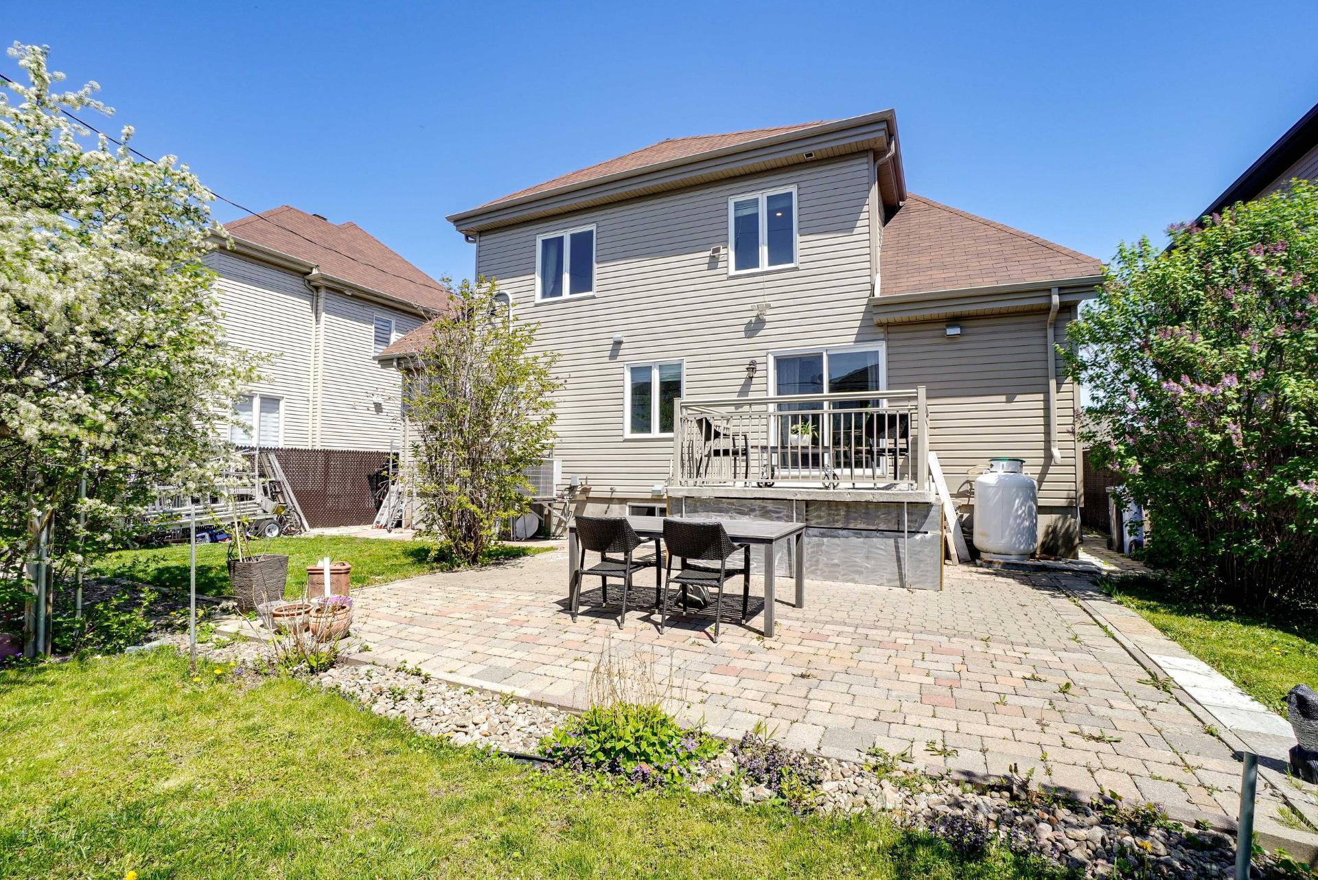 









442


Rue Pauline-Julien

,
Repentigny (Repentigny),




QC
J5Y0H2

