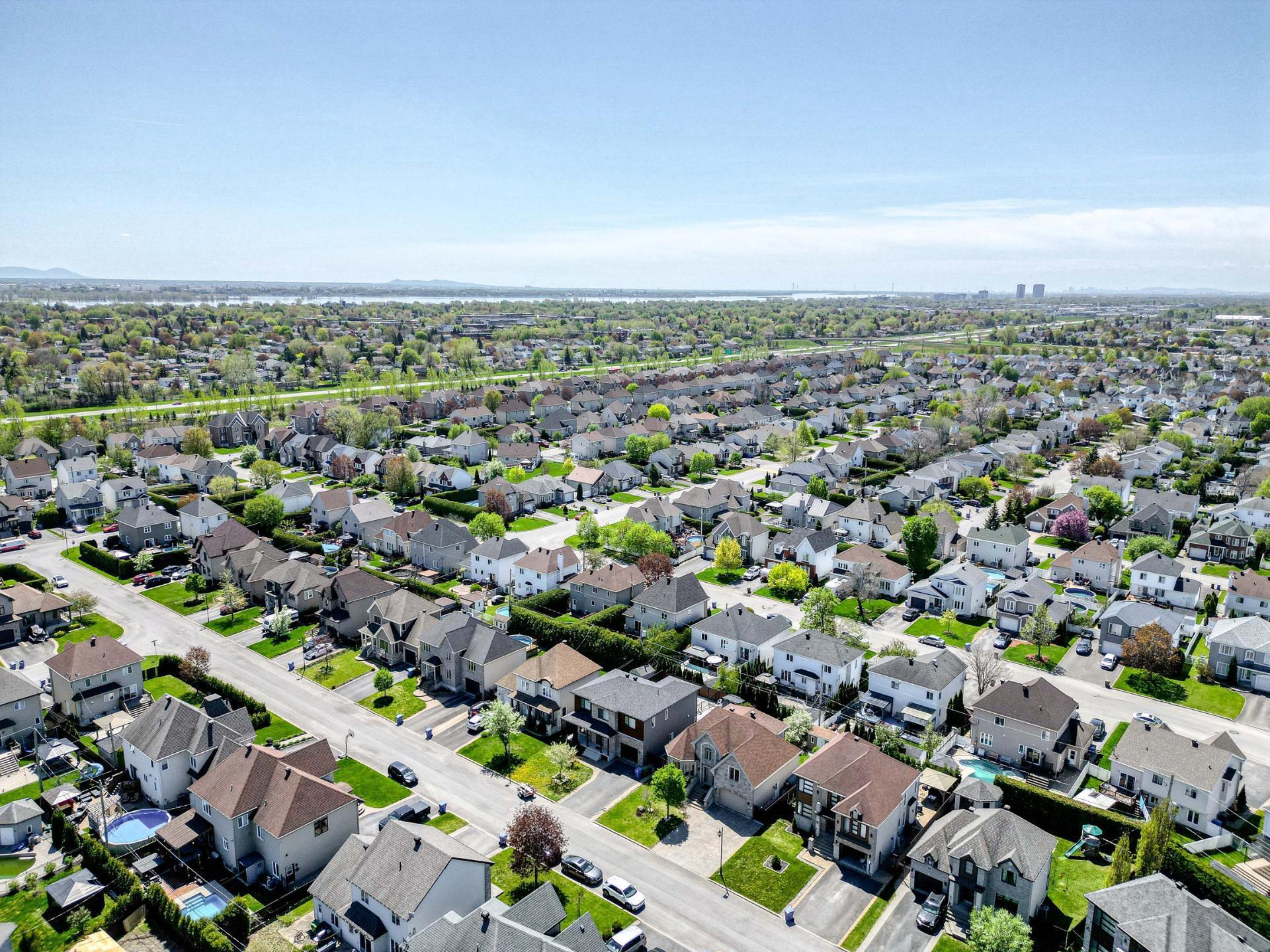 









442


Rue Pauline-Julien

,
Repentigny (Repentigny),




QC
J5Y0H2

